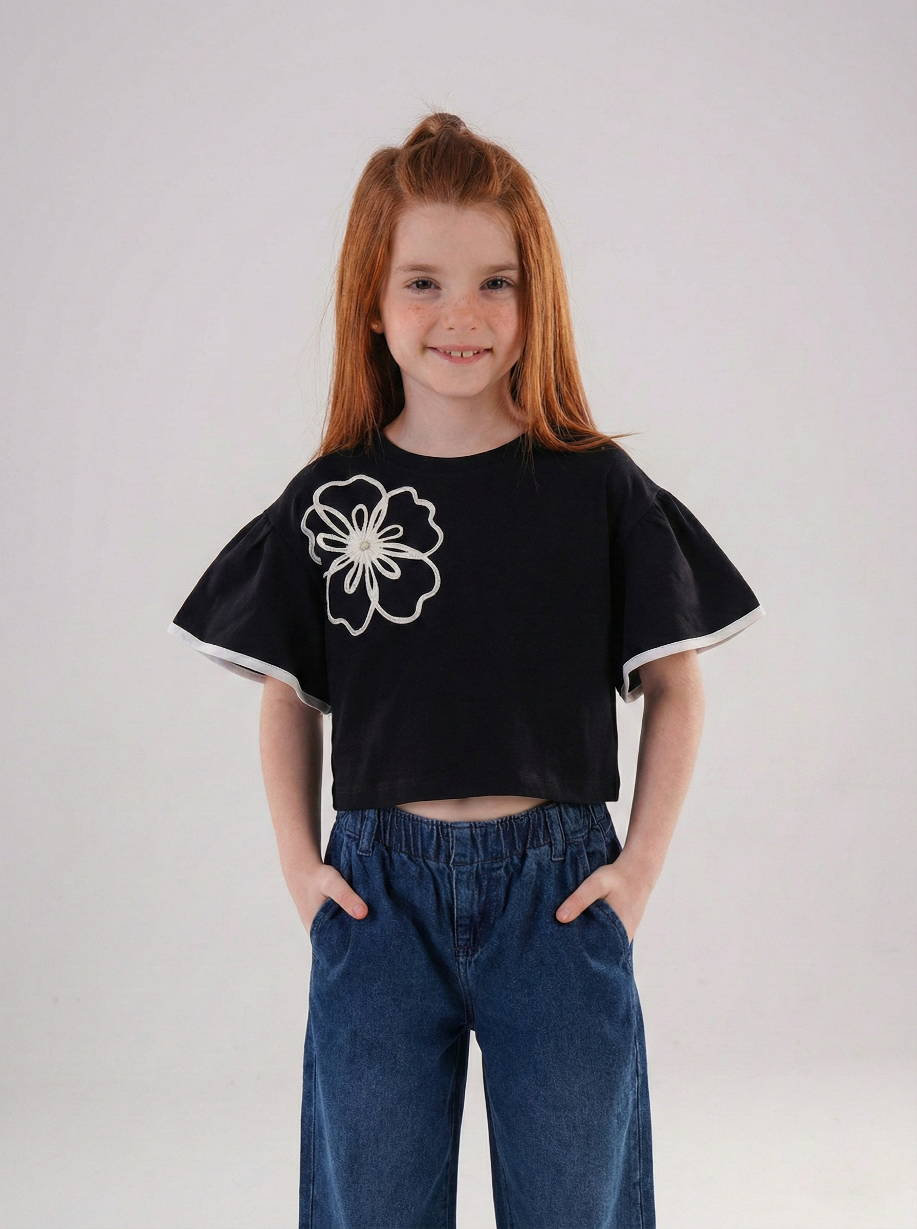 Girls' Flare-Sleeve Graphic Tee Crop-Style Top with Large Flower Motif