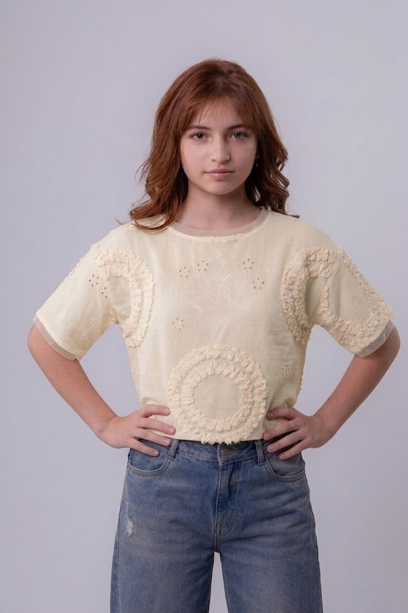 Girls’ Textured Eyelet & Tufted Crop Top