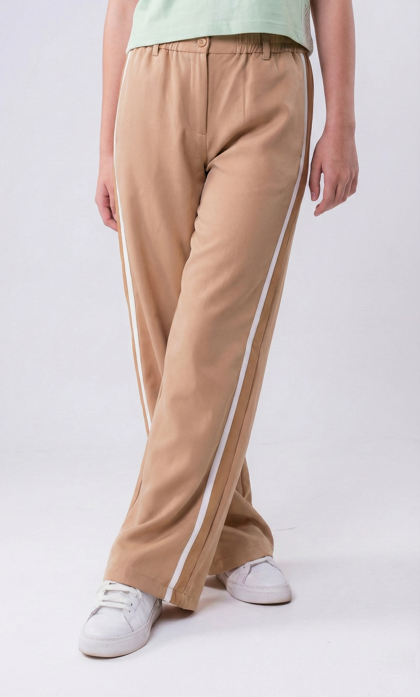 Girls’ Wide-Leg Trousers with Side Stripe – Trendy High-Waisted Relaxed Fit Pants