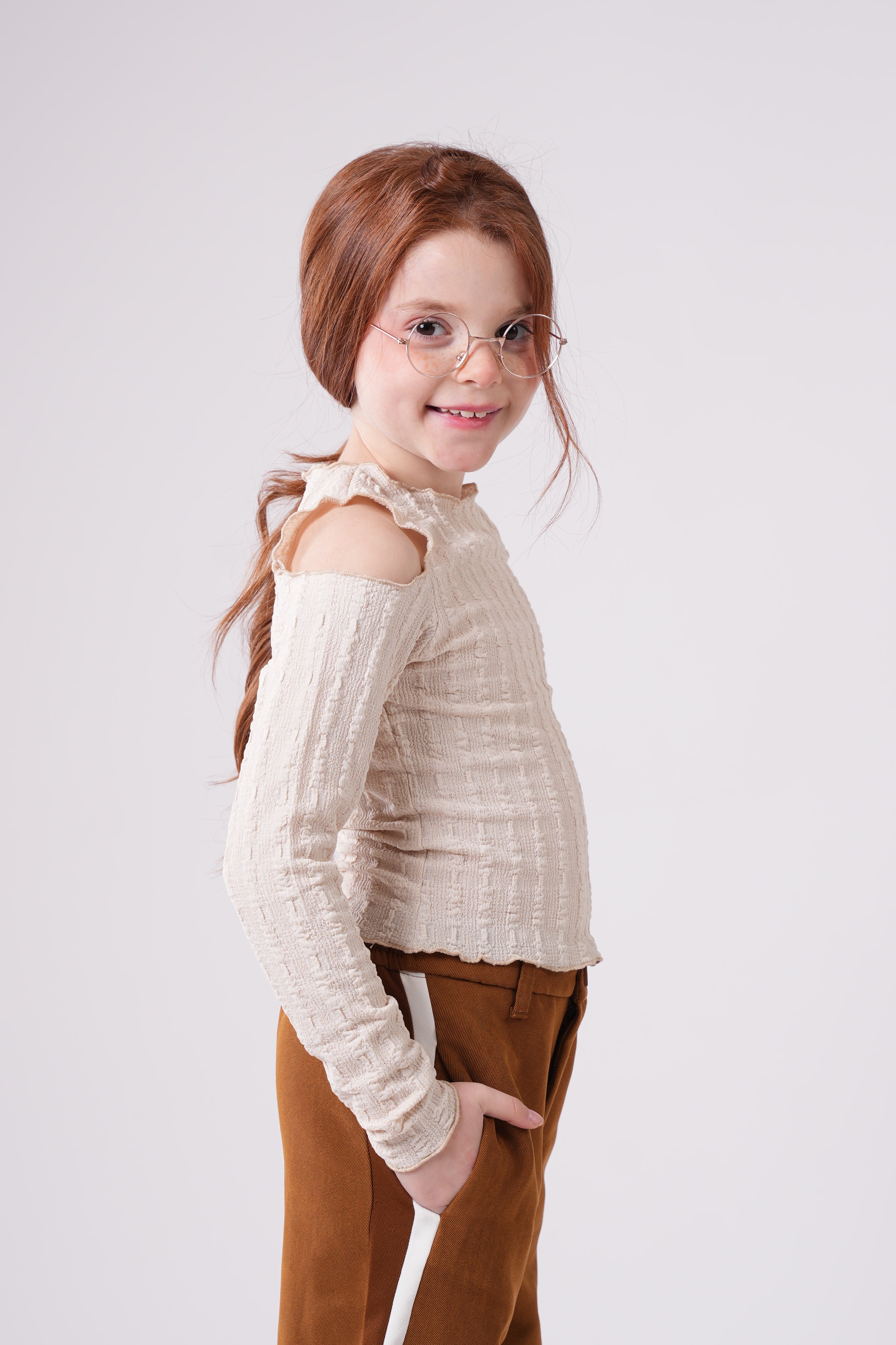 Girls’ Cold-Shoulder Top – Long-Sleeve Lettuce-Trim Ribbed Blouse