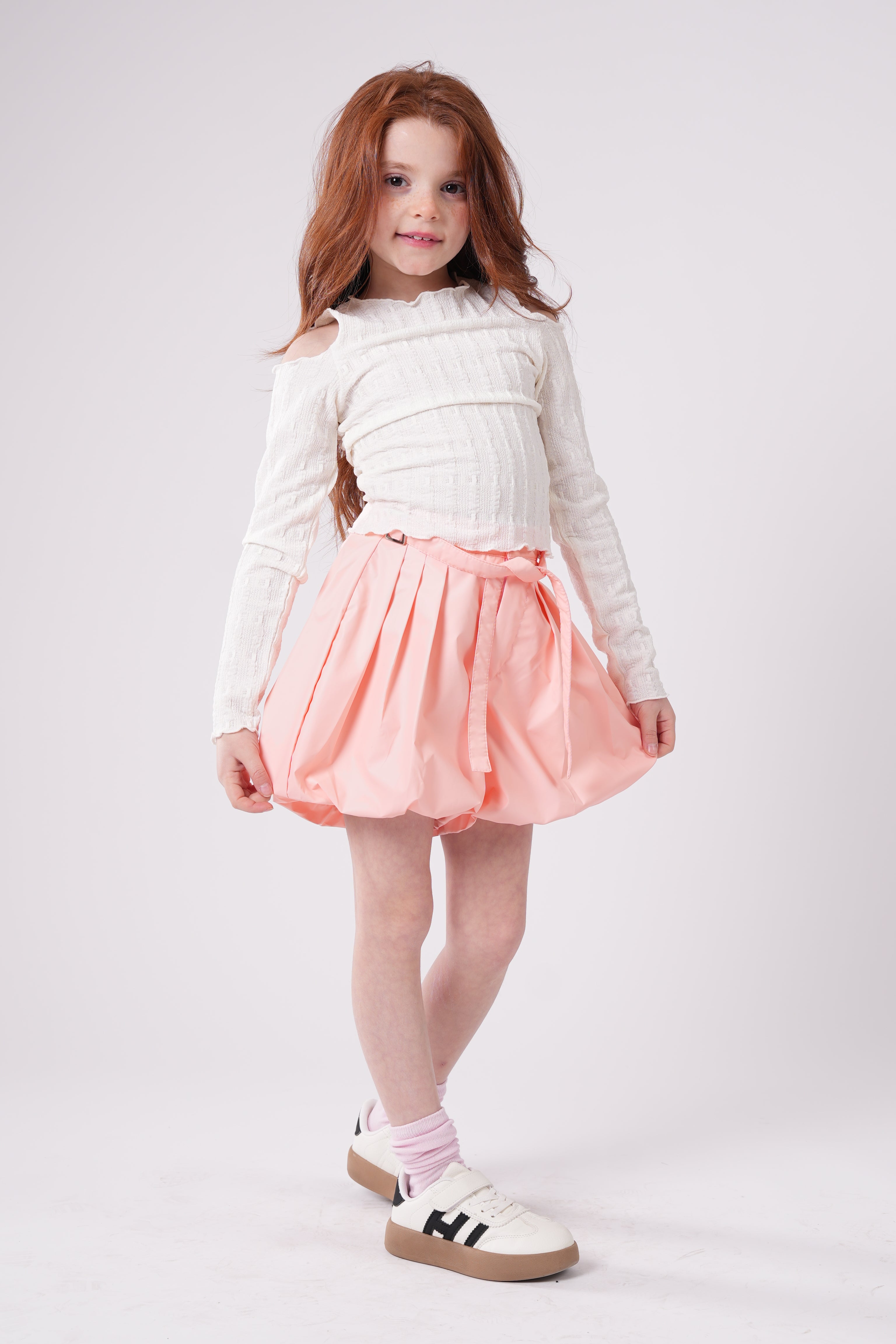 Girls’ Shorts – High-Waisted Pleated Shorts with Decorative Side Straps