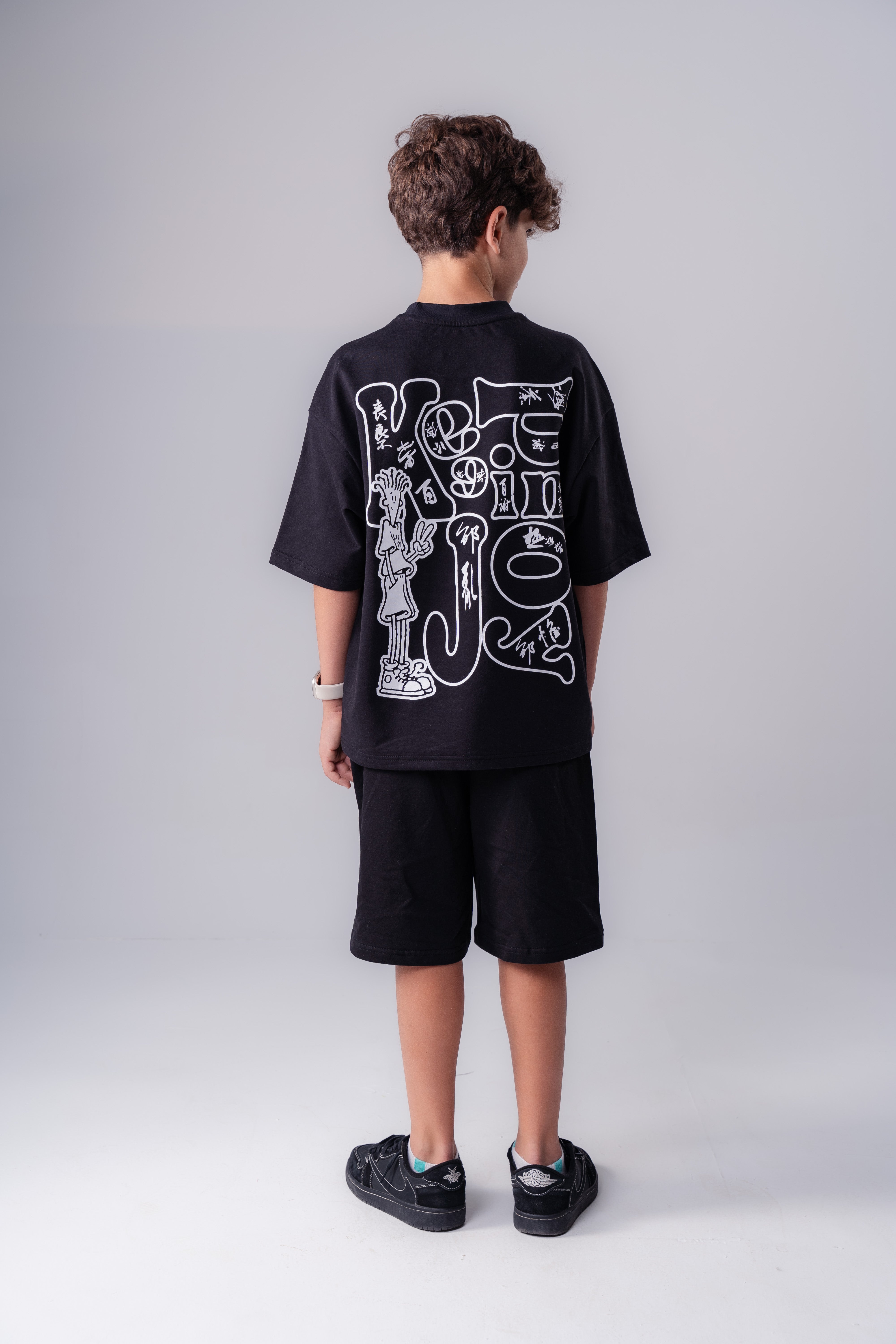 Boys’ Graphic Lounge Set – Oversized Tee & Shorts Set
