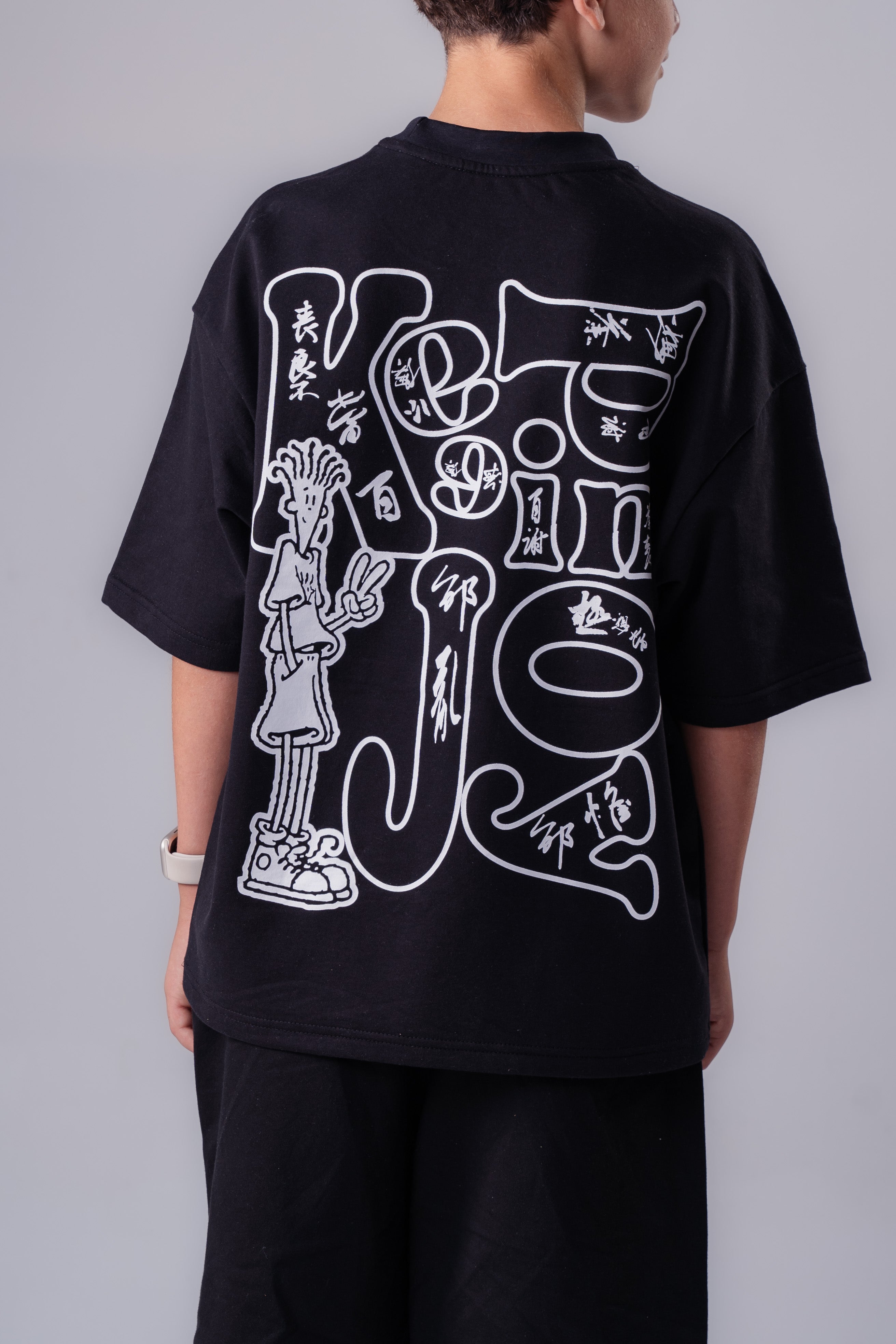 Boys’ Graphic Lounge Set – Oversized Tee & Shorts Set