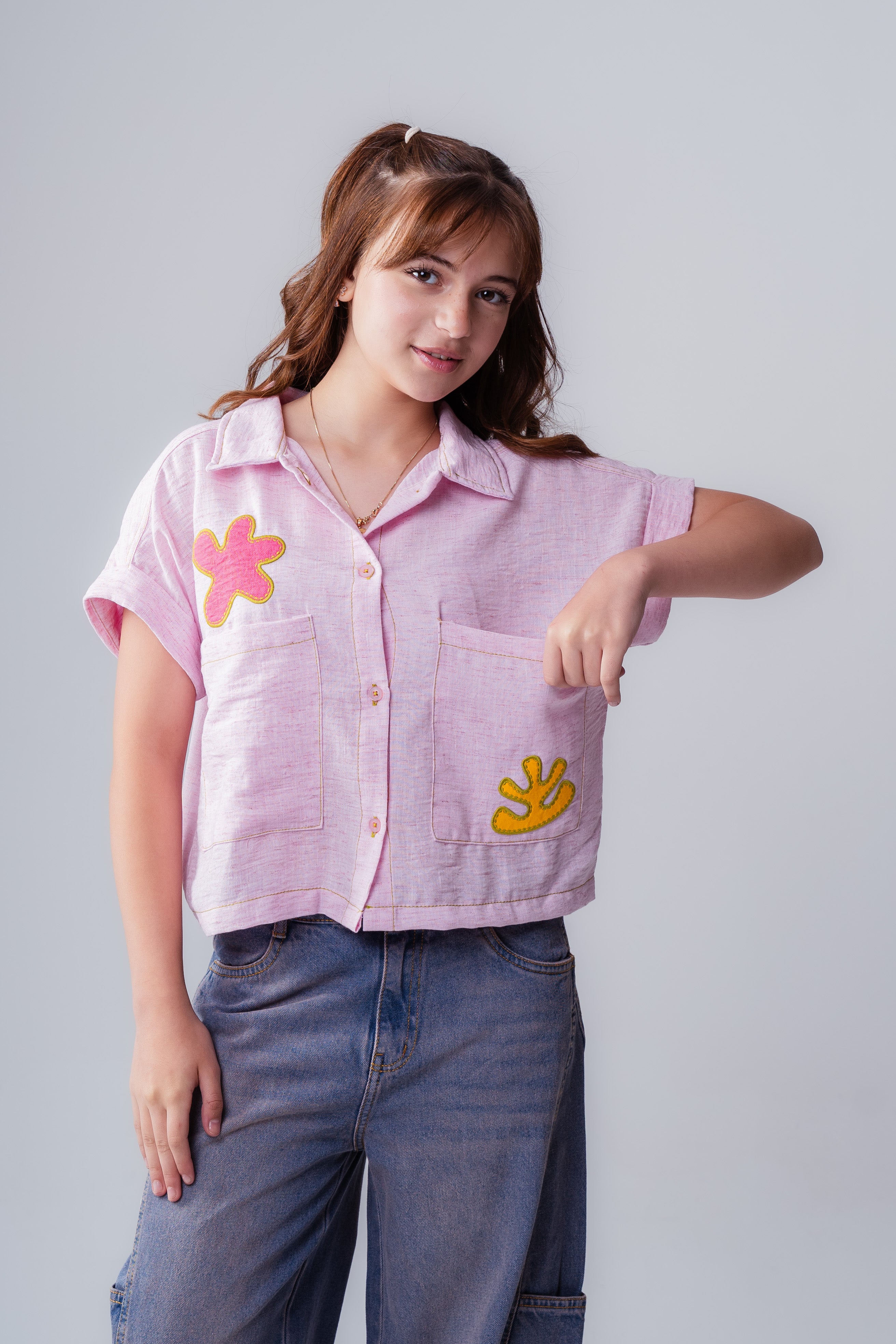 Girls' Short-Sleeve Linen-Style Shirt with Appliqués