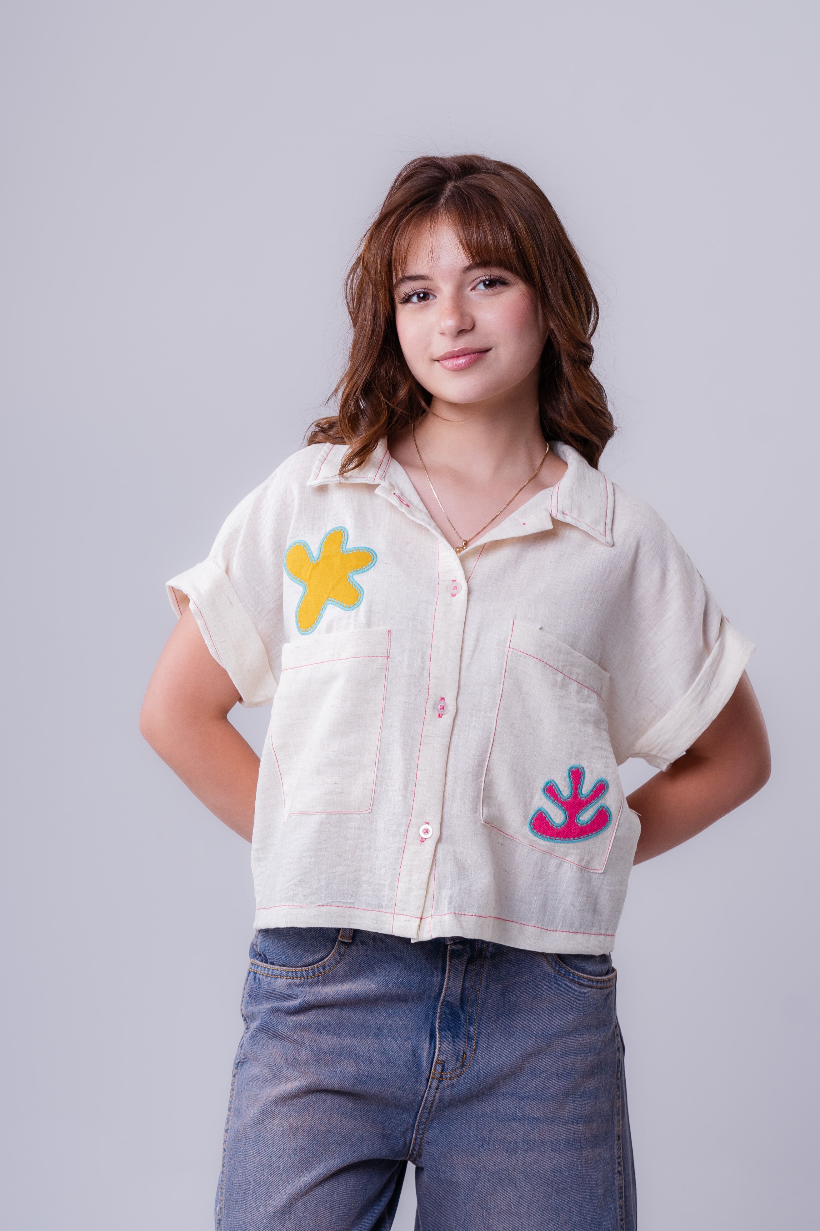 Girls' Short-Sleeve Linen-Style Shirt with Appliqués