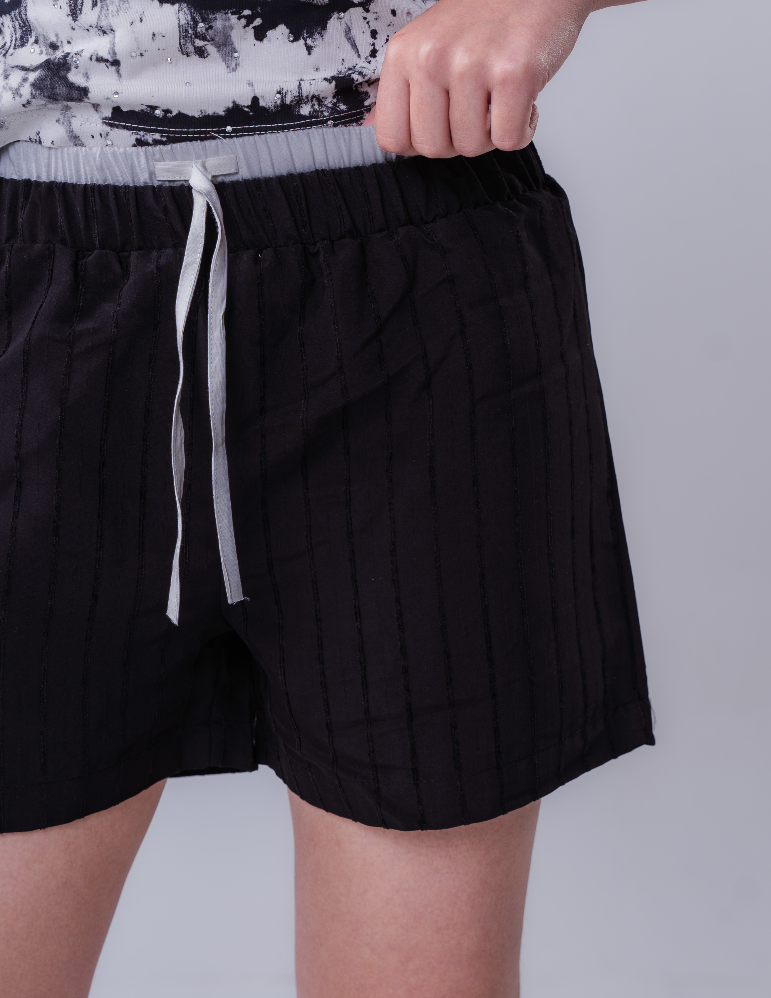 Girls' Double-Layer Elastic Waist Striped Shorts
