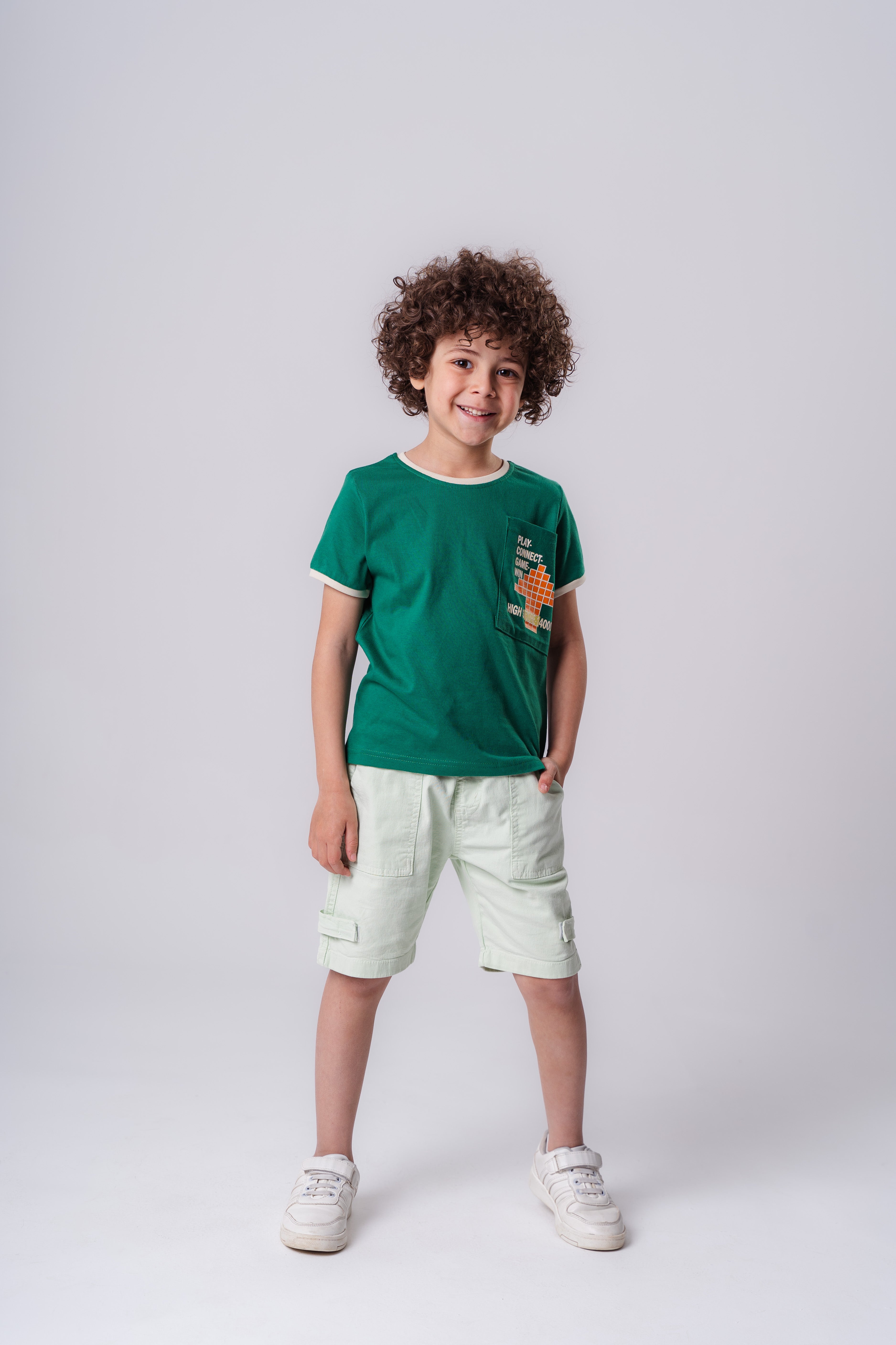Boys Round Neck Printed T-shirt with pockets