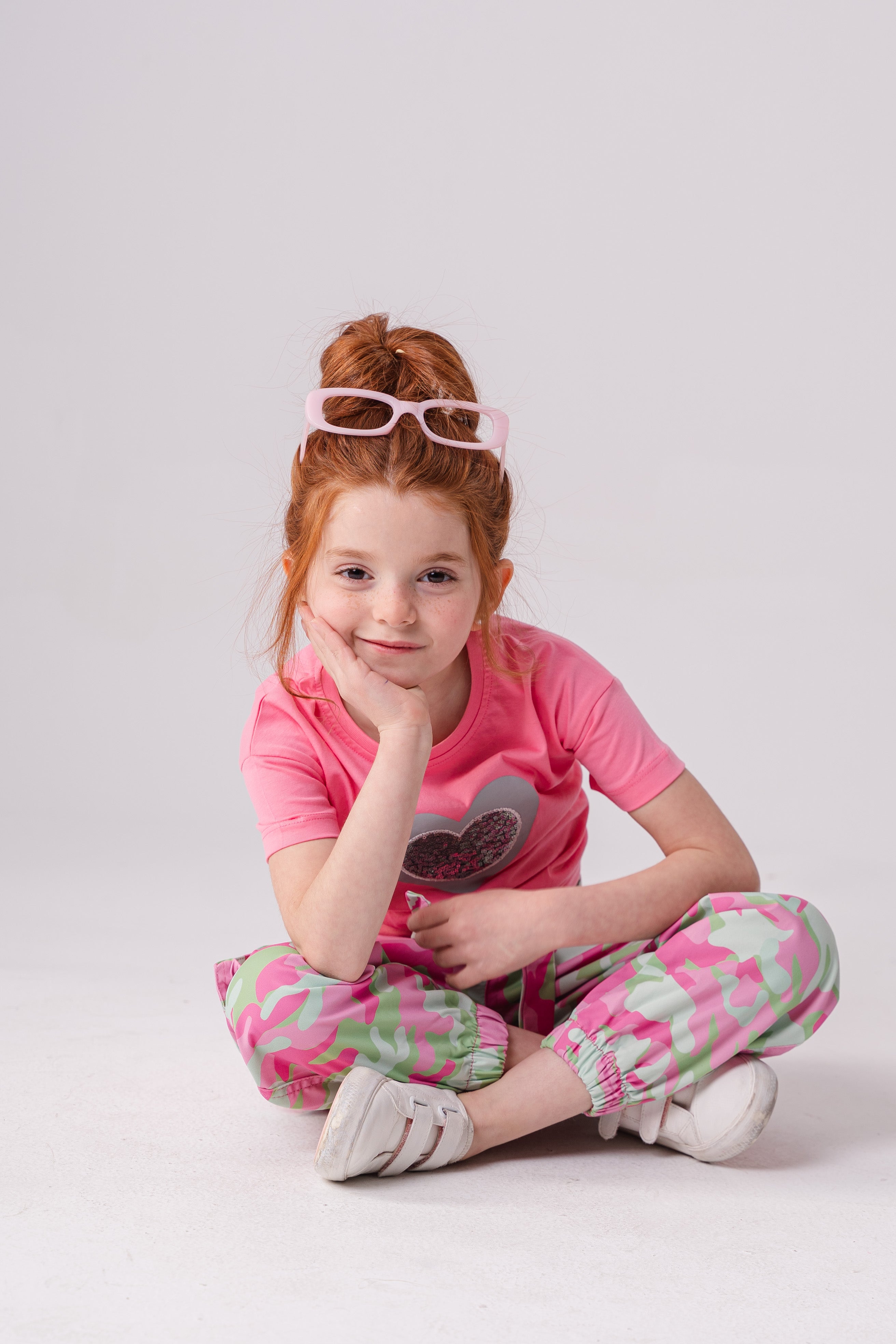 Short Shirt Sleeves with Sequins