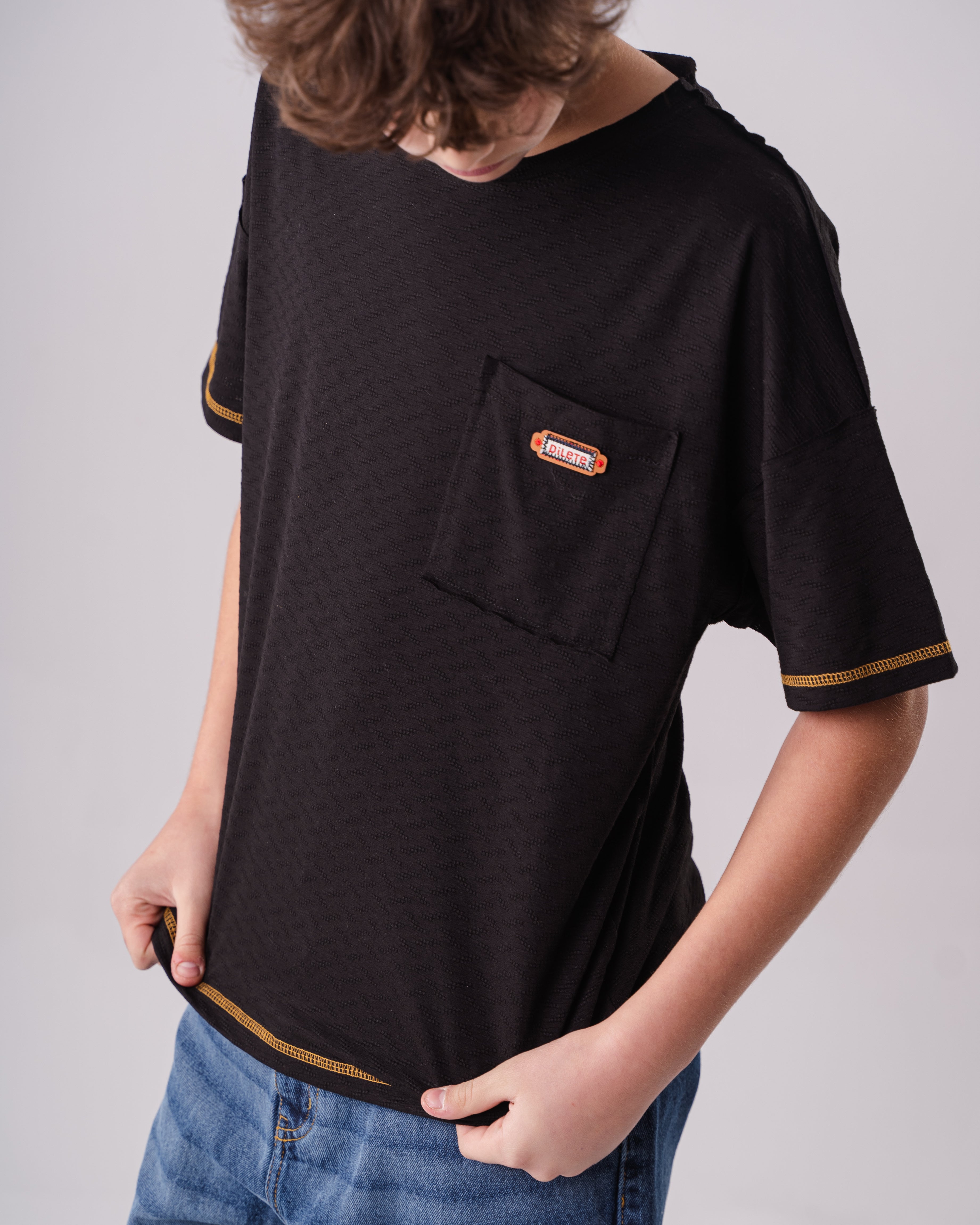 Boys Round Neck With Pocket T-shirt