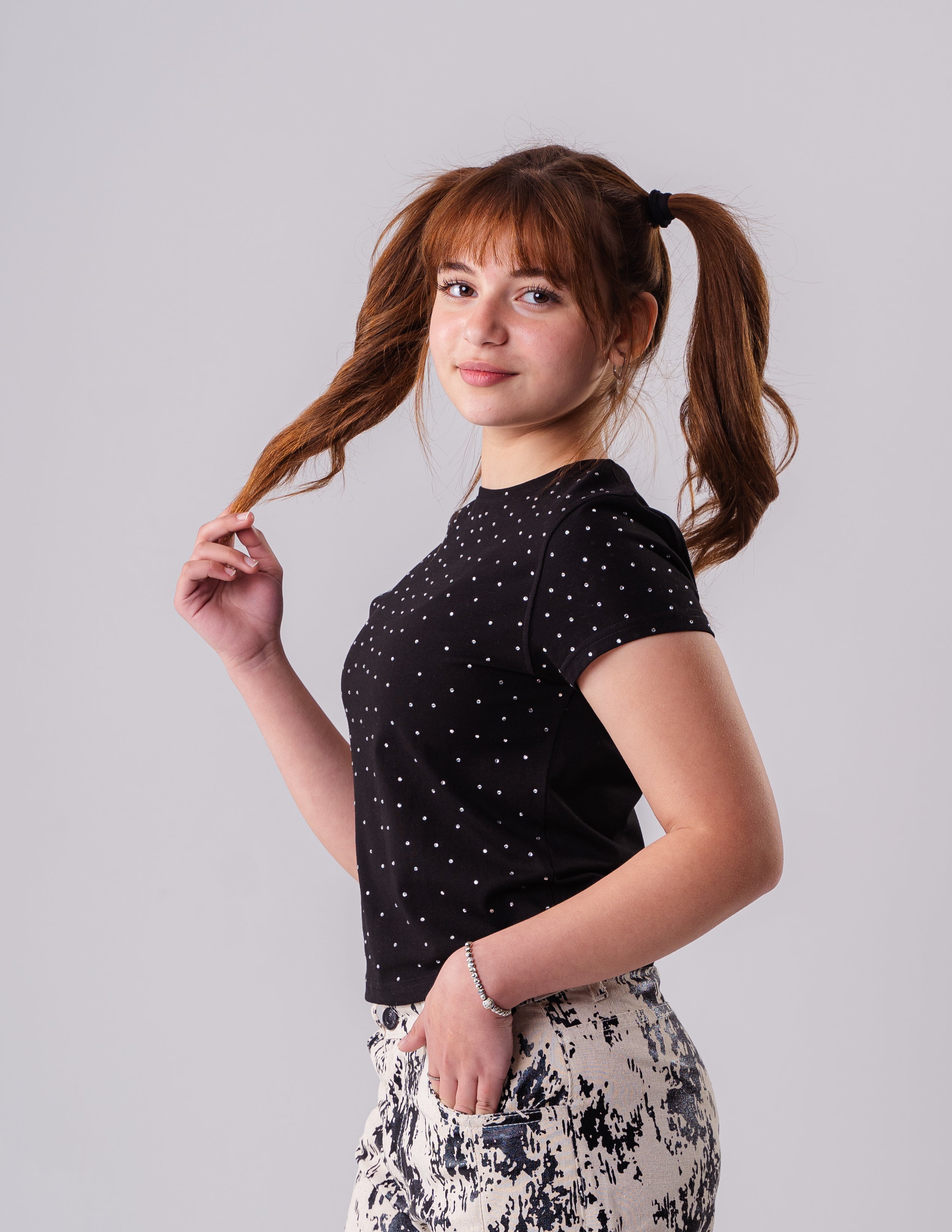 Girls T-shirt Studded With Rhinestones