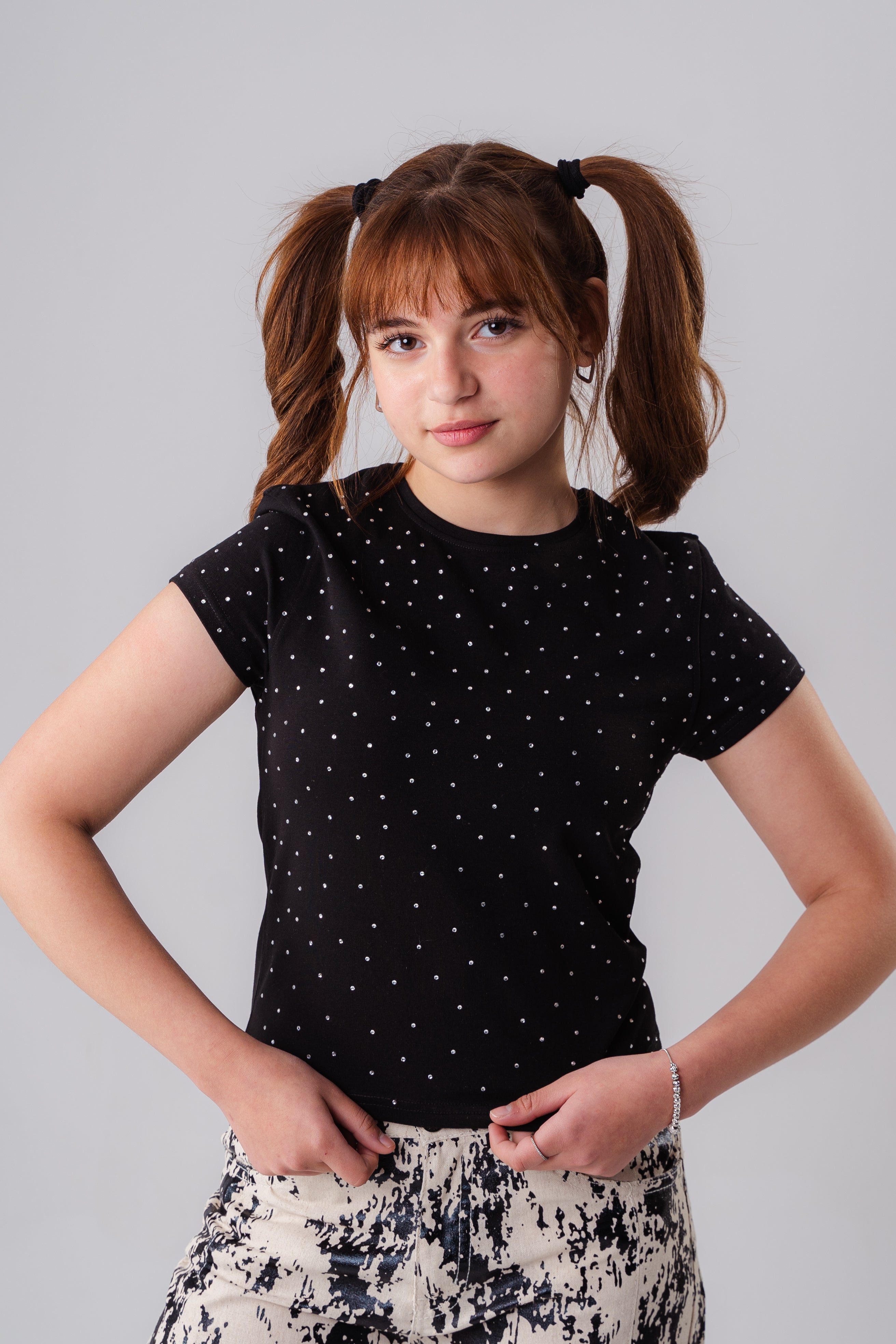 Girls T-shirt Studded With Rhinestones