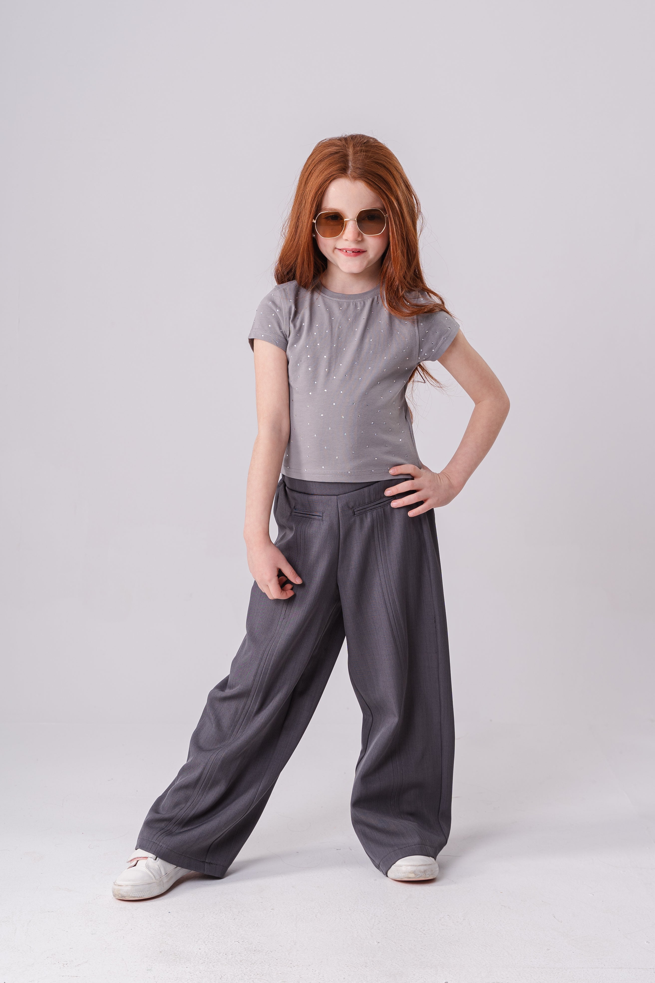 Girls T-shirt Studded With Rhinestones