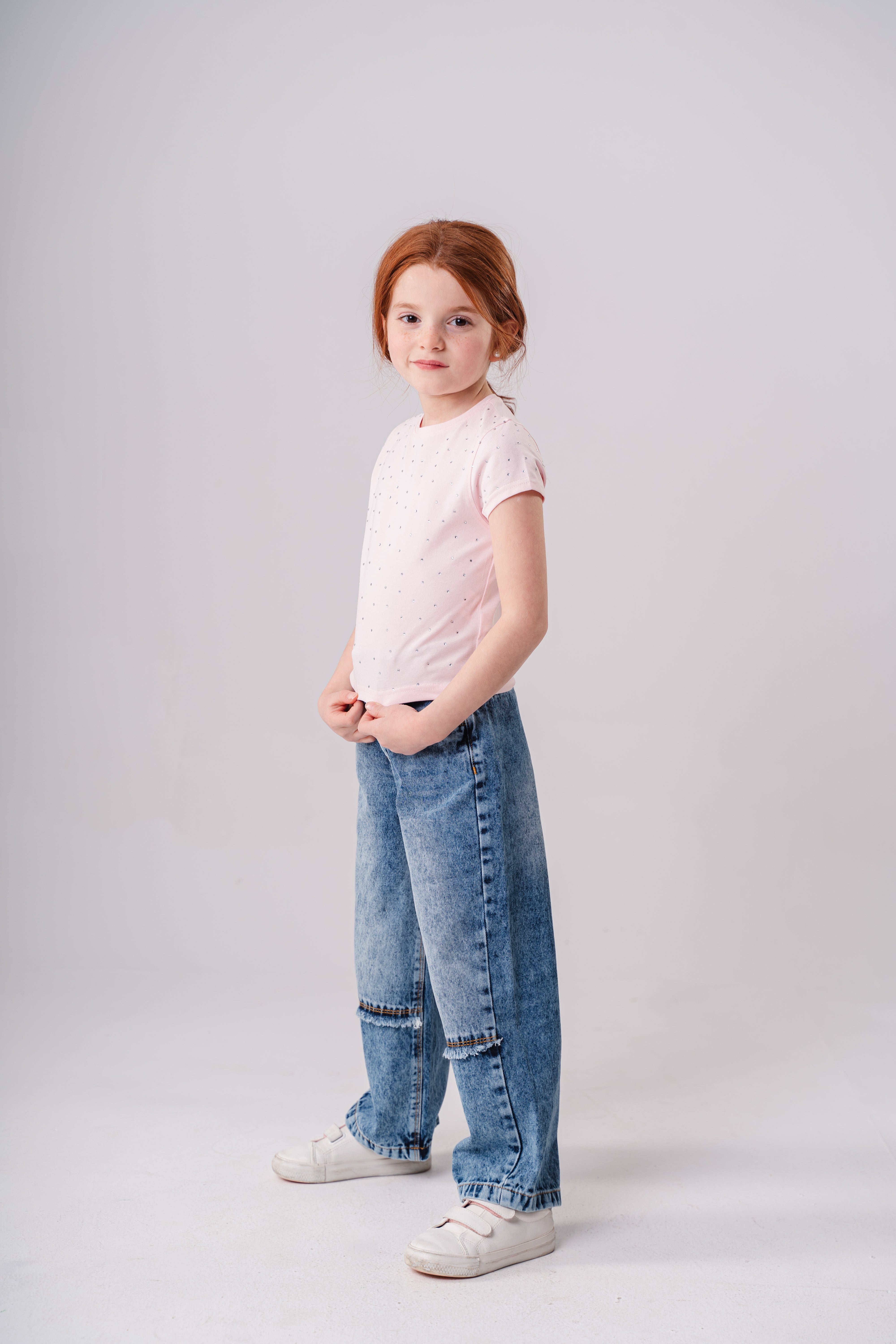 Girls T-shirt Studded With Rhinestones