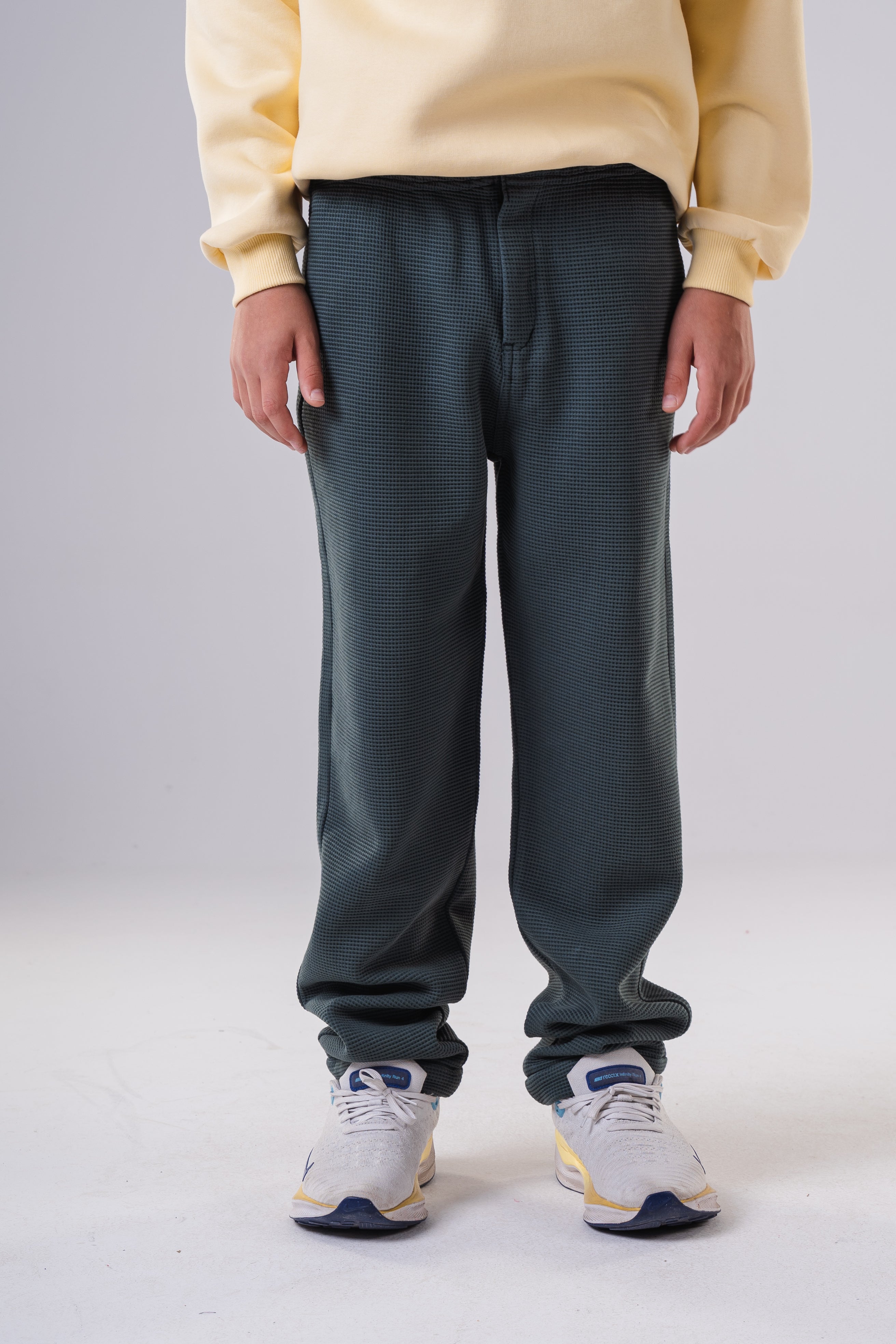 Boy's Relaxed Fit Micro-Patterned Casual Trousers