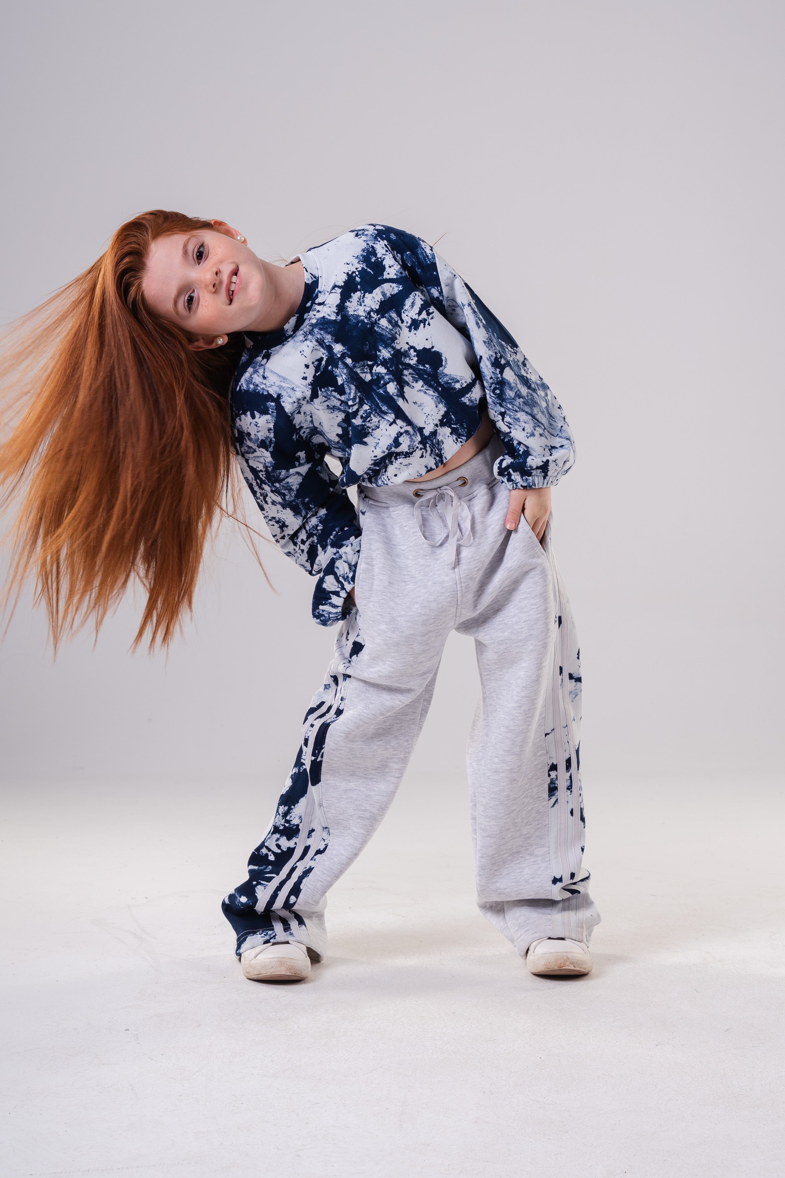 Girls Tie-Dye Cropped Sweatshirt