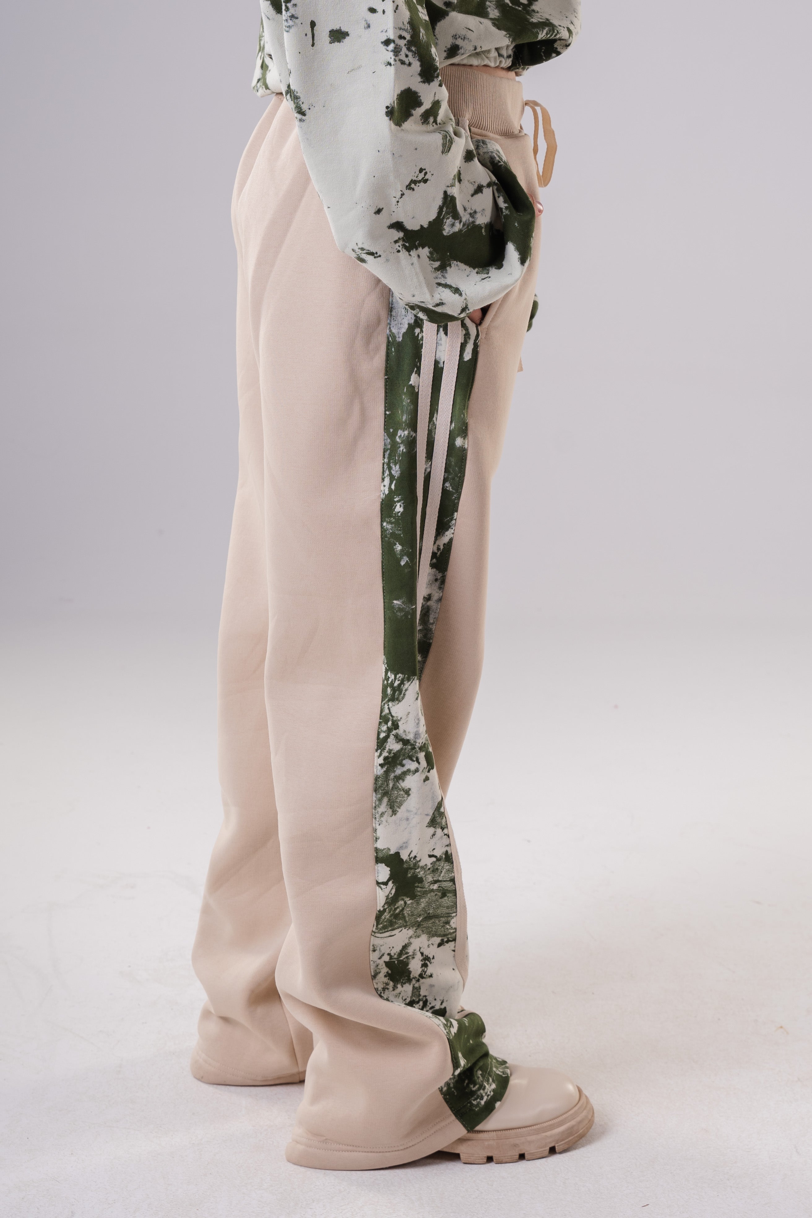 Girls Cozy Sweatpants with Tie-Dye Side Stripe