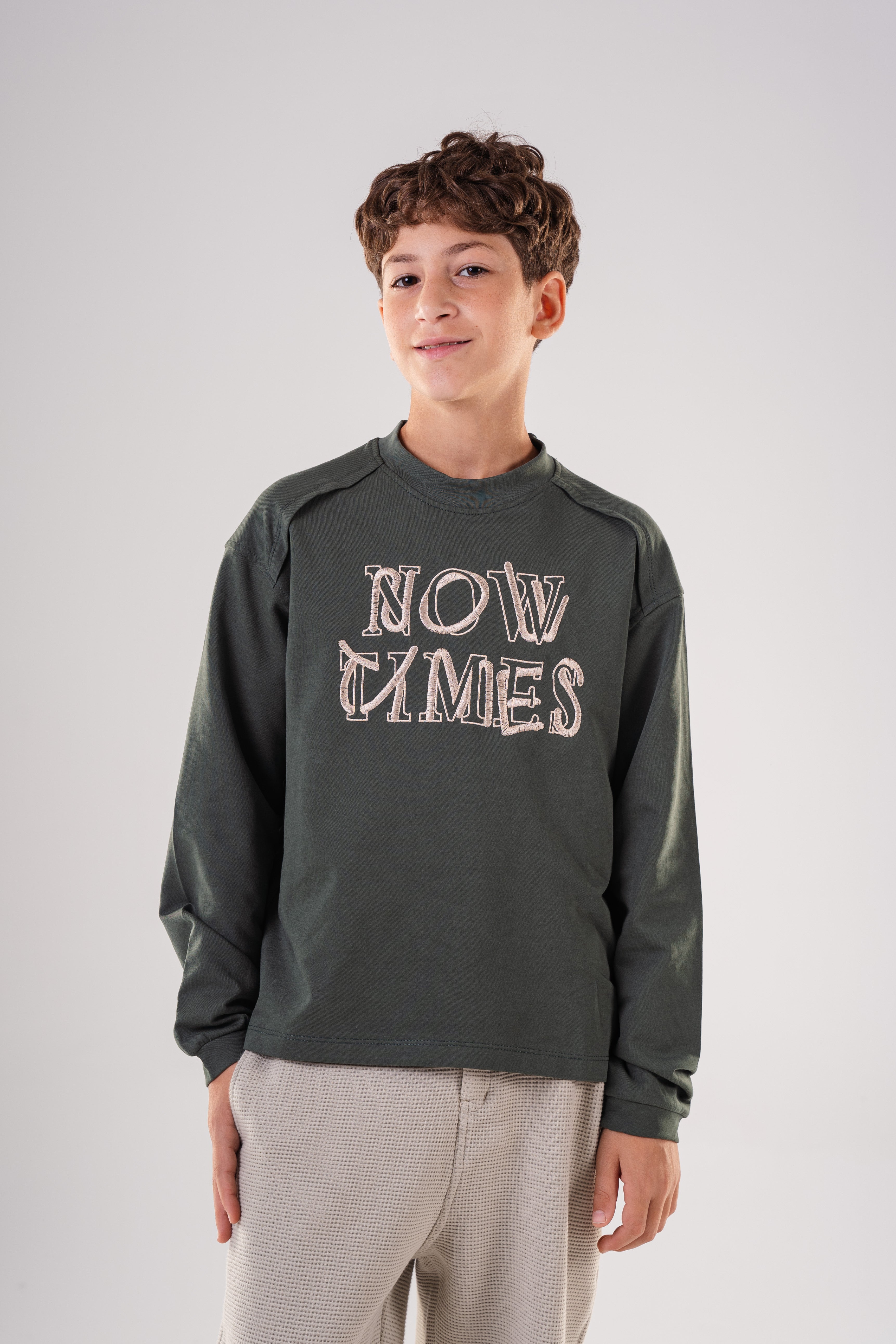 Boys' crew neck Sweatshirt with embroidery