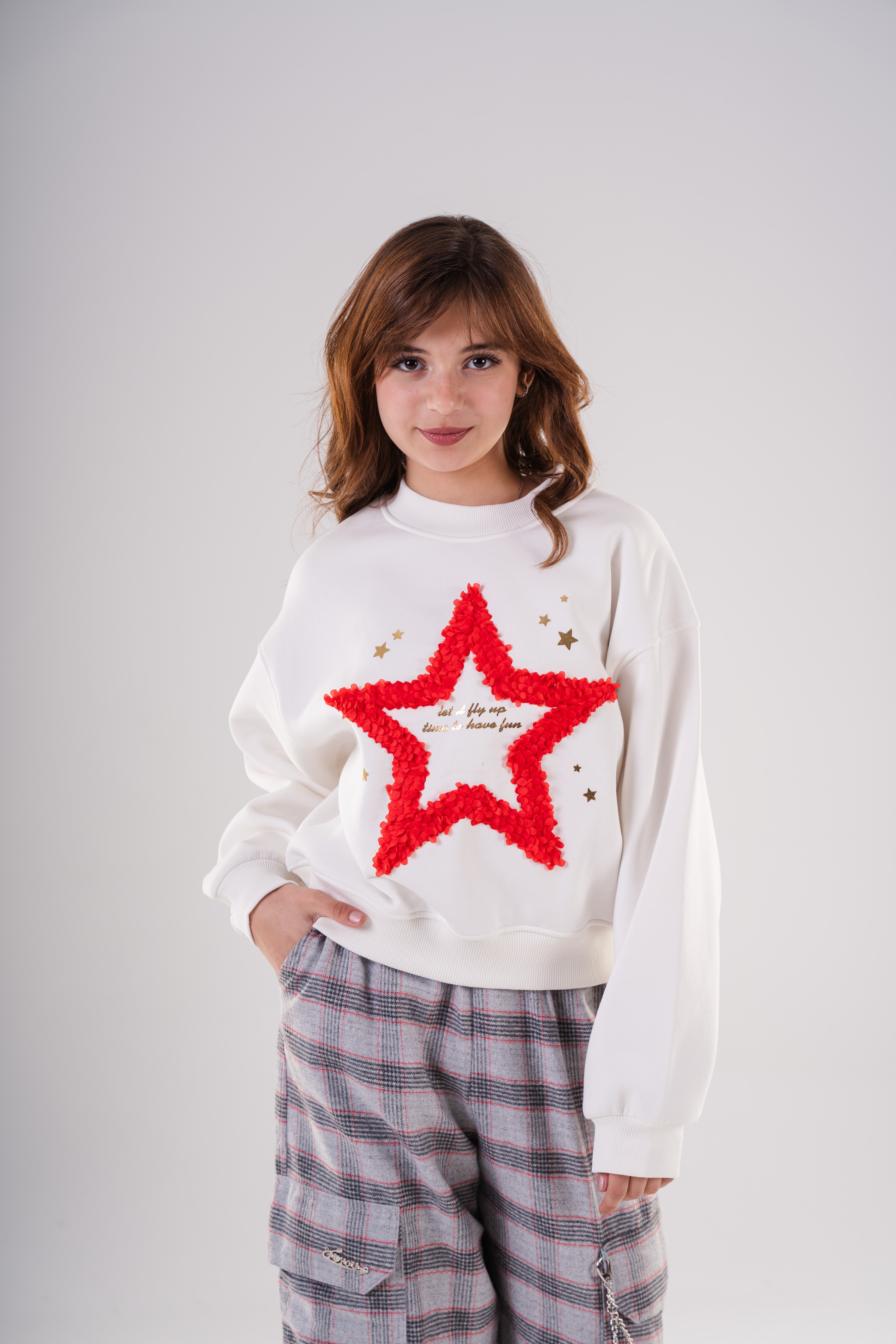 Girls Oversized Sweatshirt with Appliqué Star