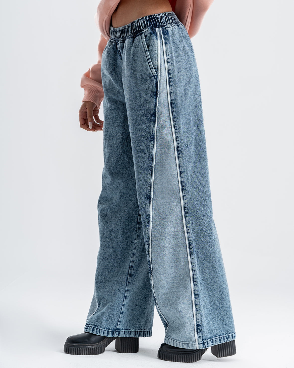 High Rise Wide Leg Elastic waist Blue Jeans