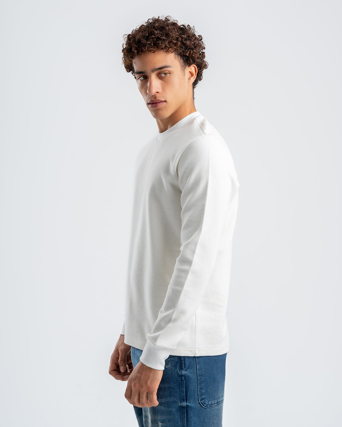 Men's White Standard Fit Crew Neck Pullover