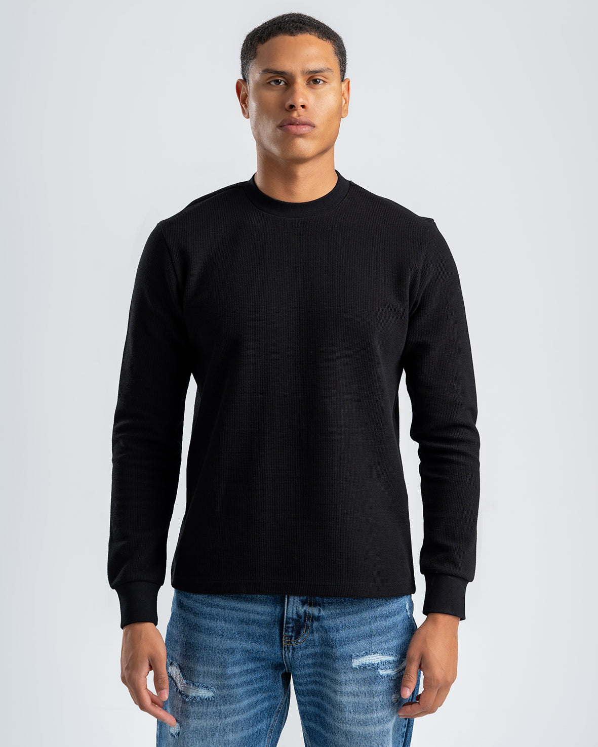 Men's Black Standard Fit Crew Neck Pullover