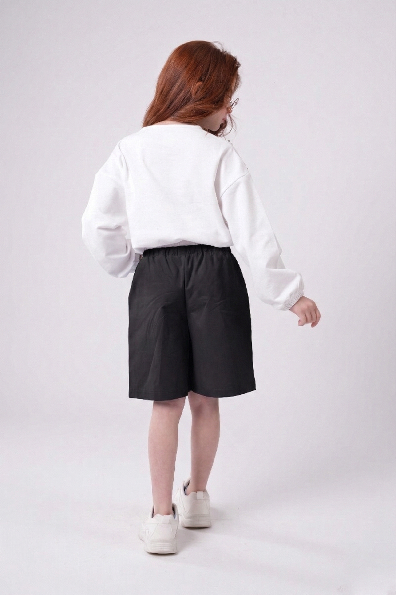 Girls’ Relaxed-Fit Shorts with Contrast Drawstring