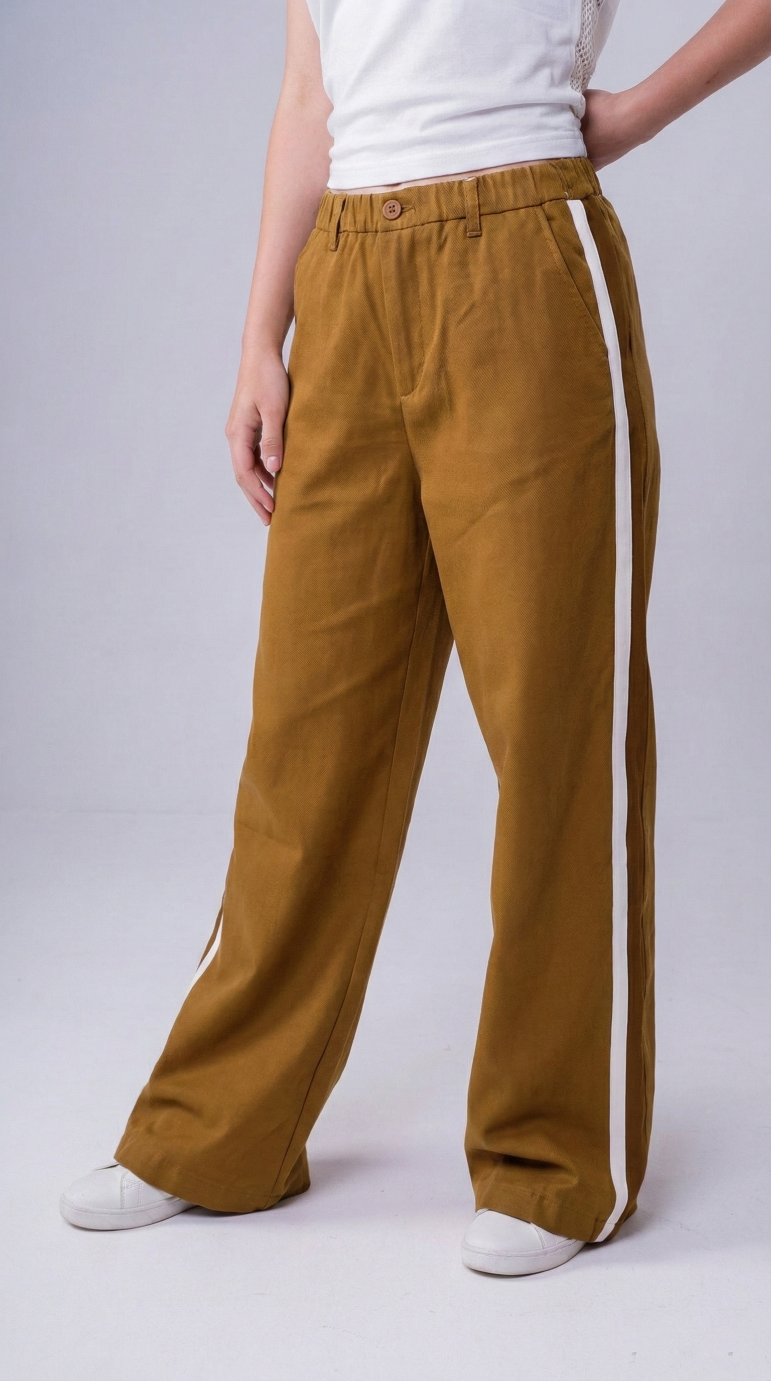 Girls’ Wide-Leg Trousers with Side Stripe – Trendy High-Waisted Relaxed Fit Pants