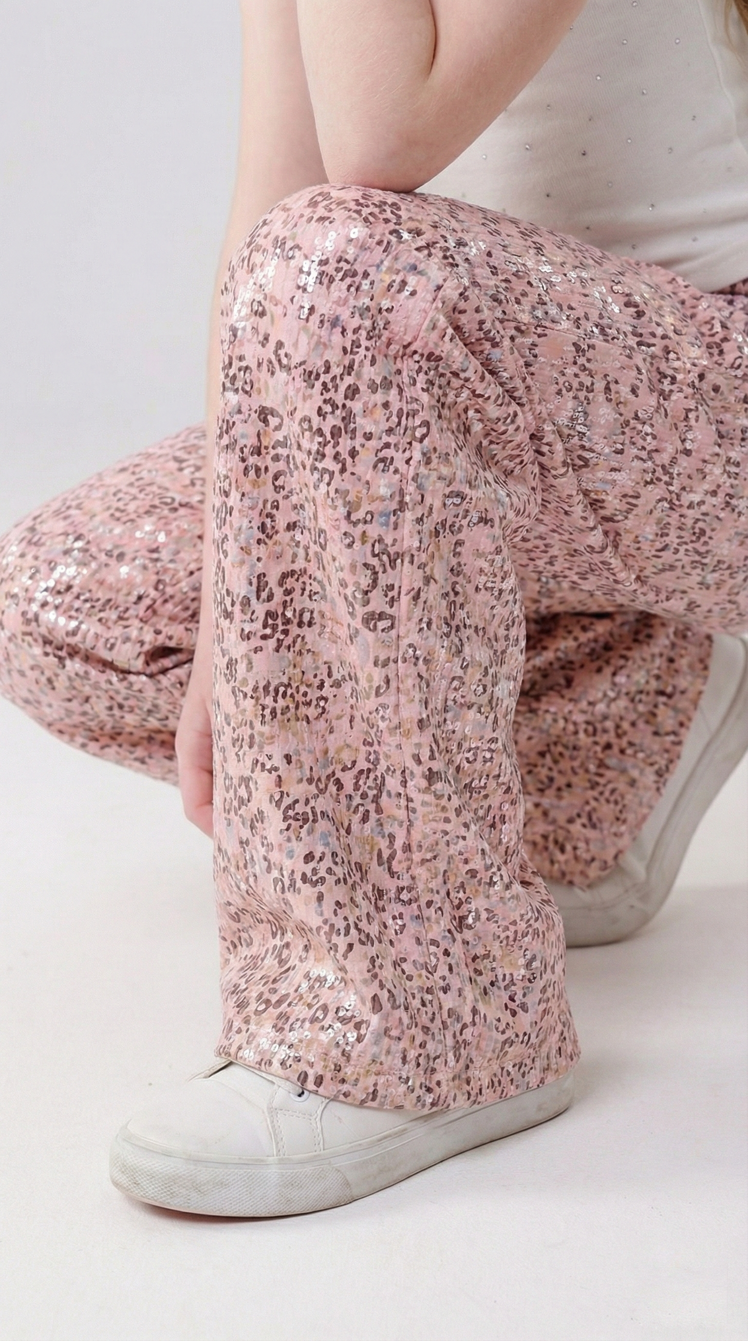 Girls’ Leopard Print High-Waist Trousers – Trendy Wide-Leg Pants