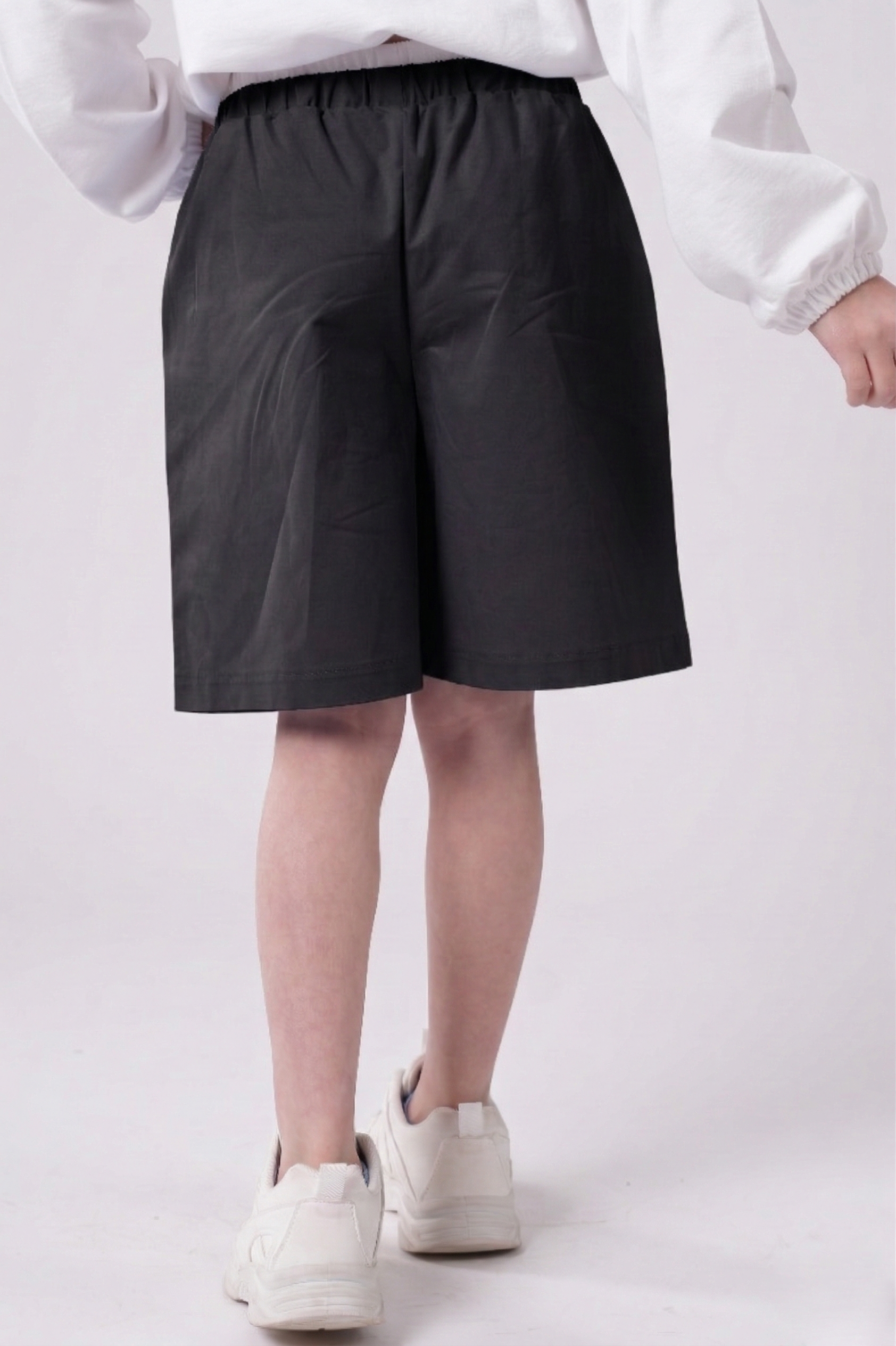 Girls’ Relaxed-Fit Shorts with Contrast Drawstring