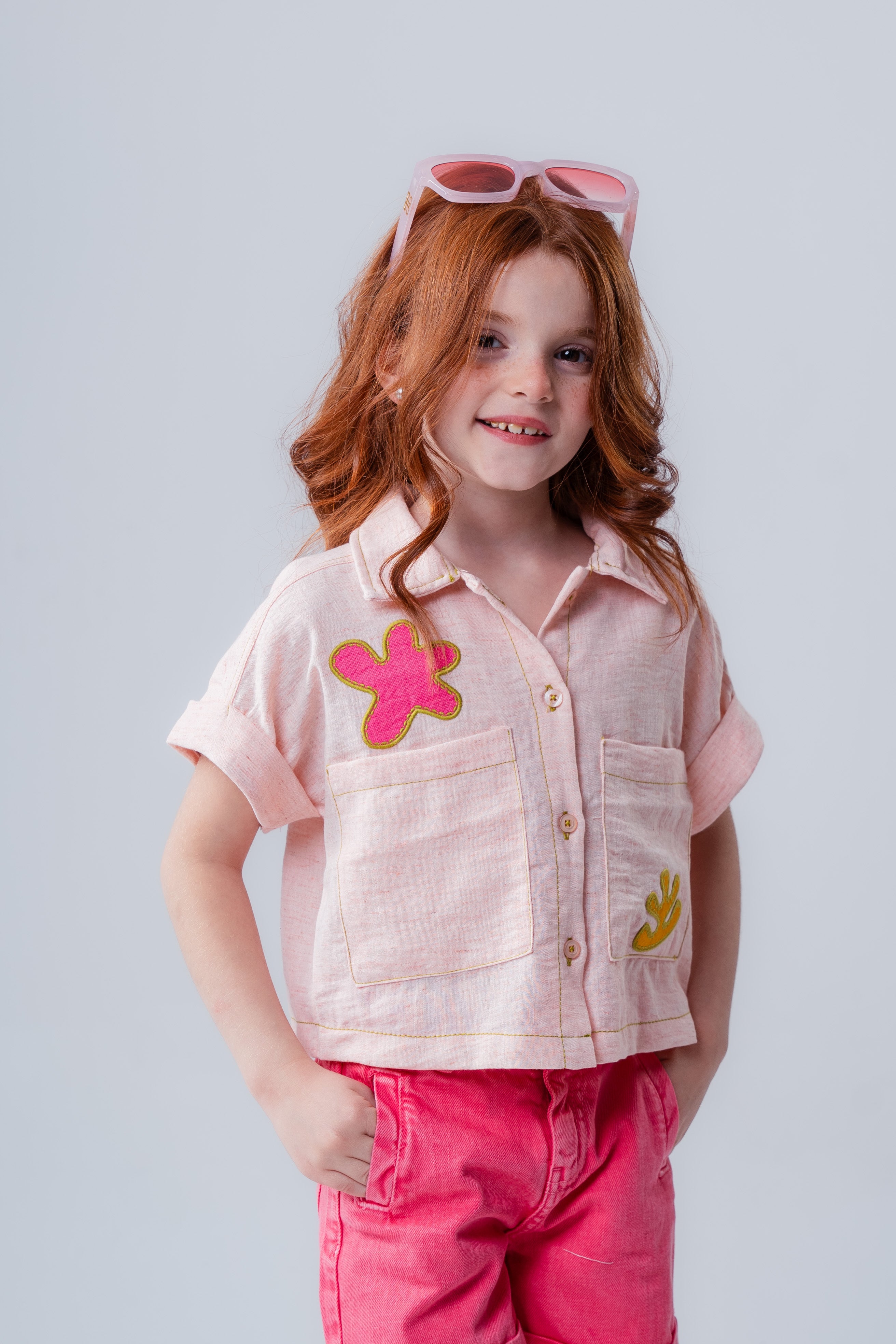 Girls' Short-Sleeve Linen-Style Shirt with Appliqués