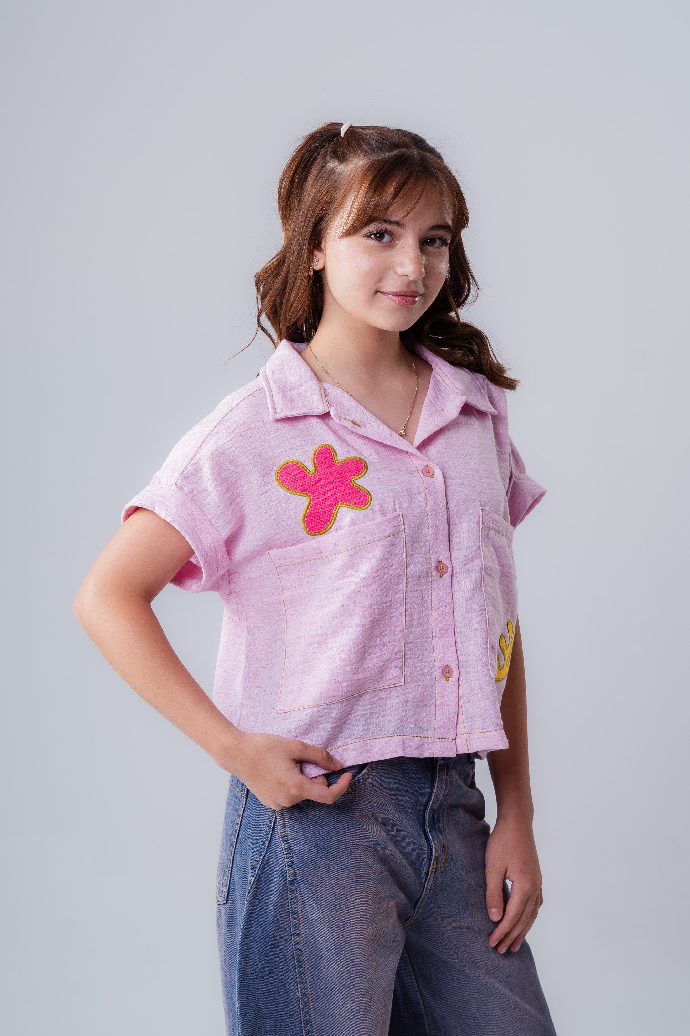 Girls' Short-Sleeve Linen-Style Shirt with Appliqués