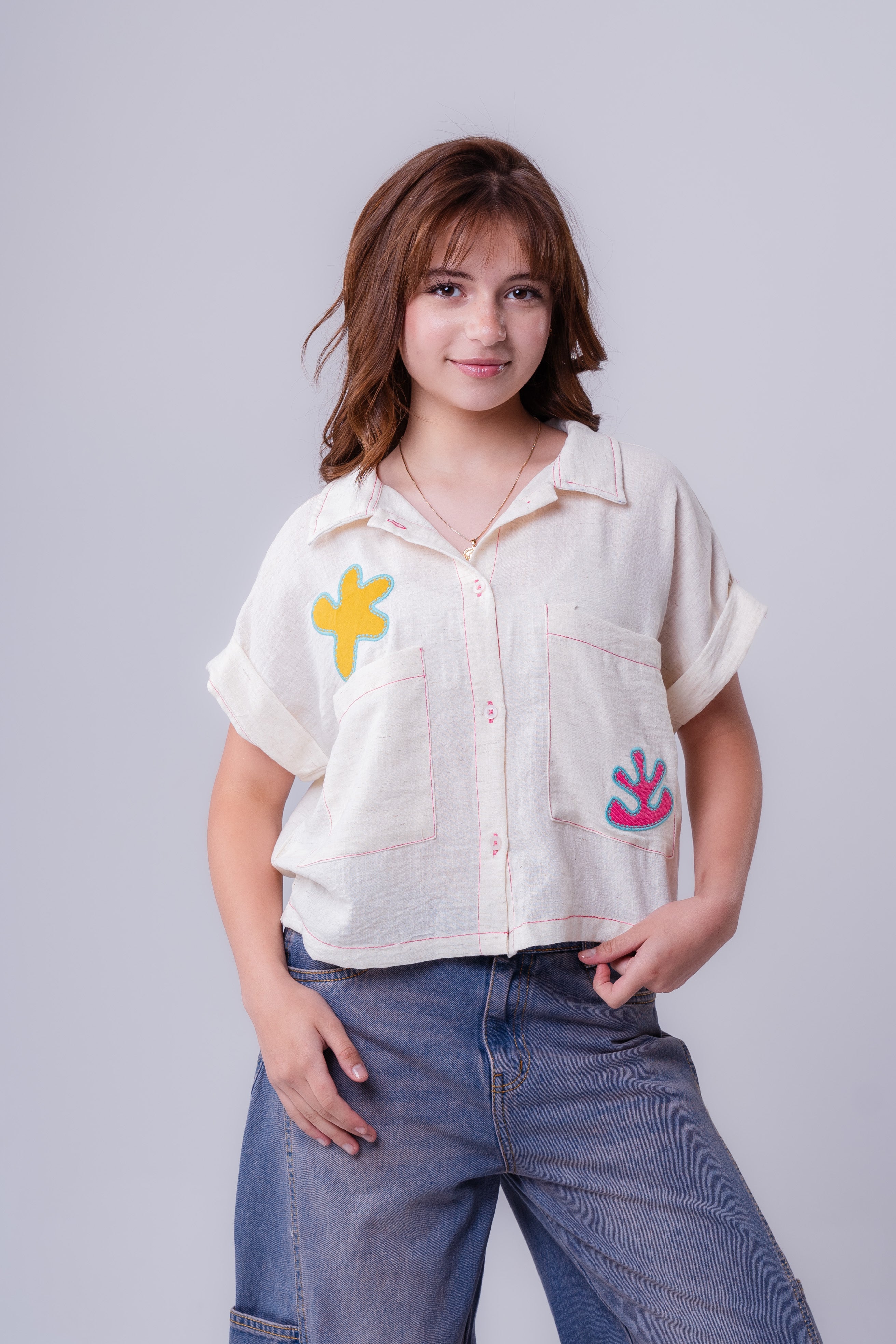 Girls' Short-Sleeve Linen-Style Shirt with Appliqués