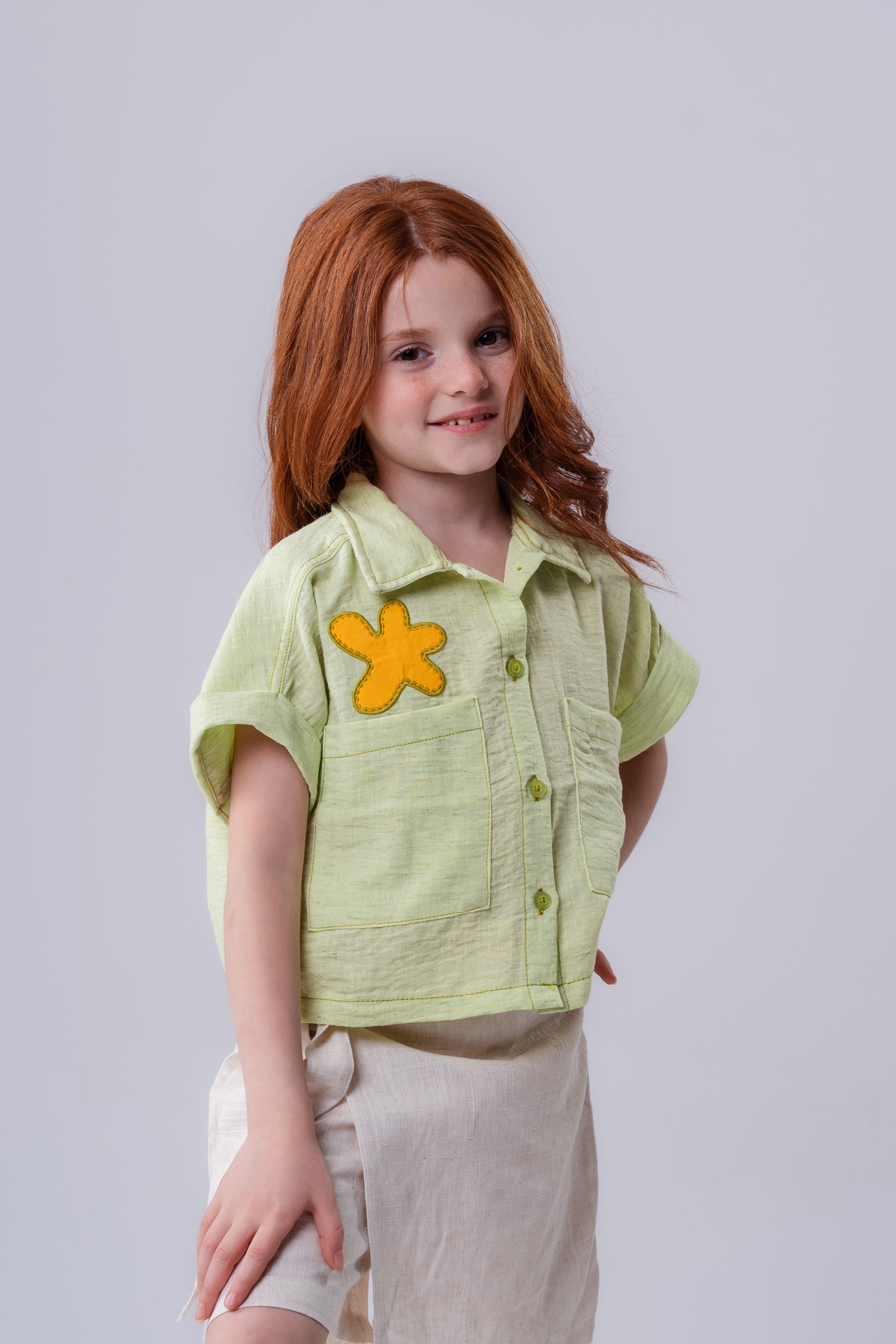 Girls' Short-Sleeve Linen-Style Shirt with Appliqués