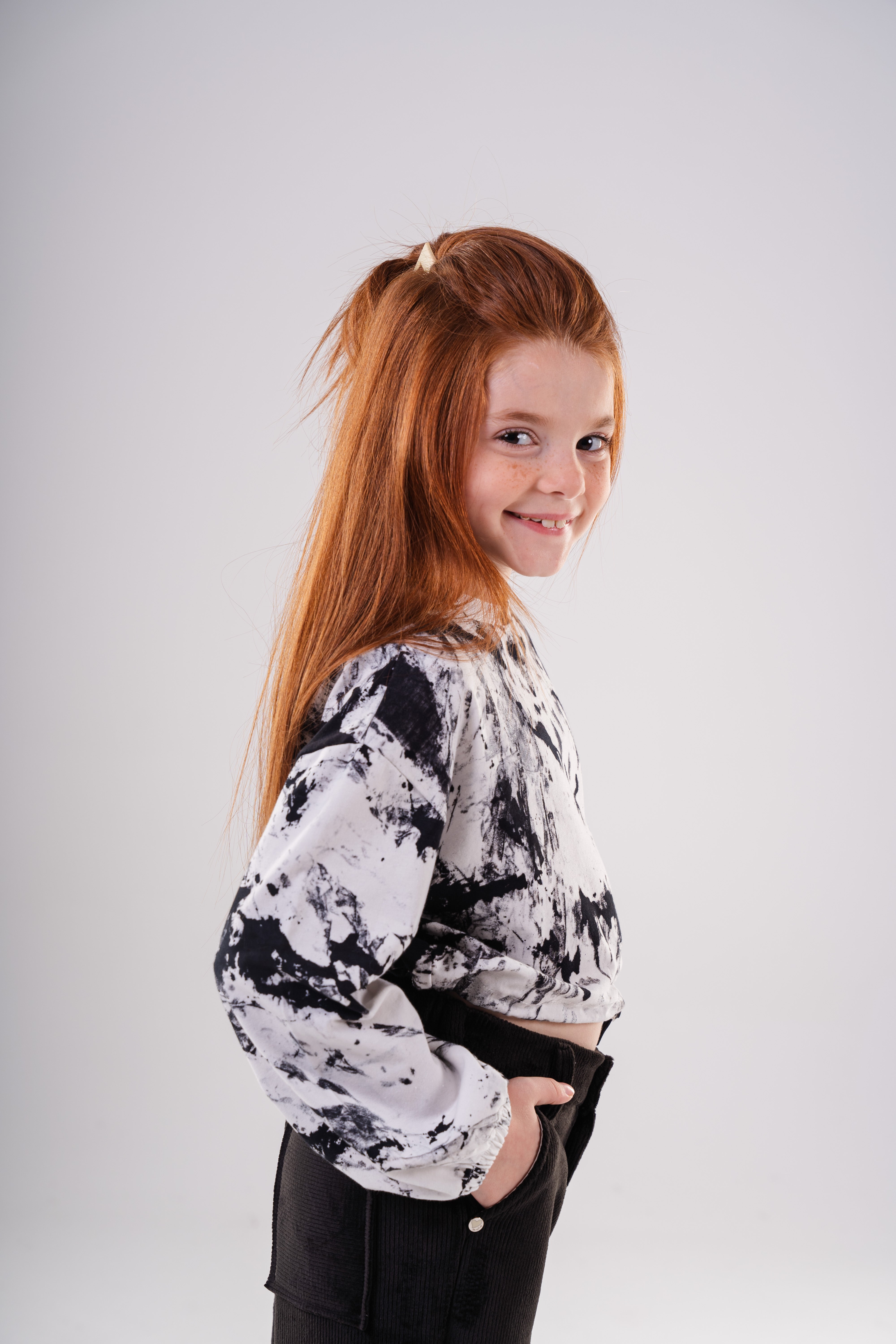 Girls Tie-Dye Cropped Sweatshirt