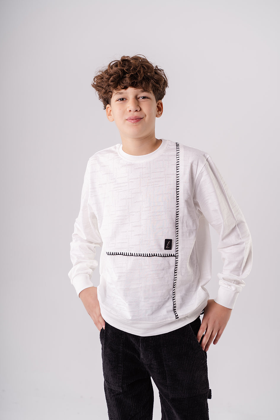 Boys White Crew Neck Sweatshirt With Embroidery