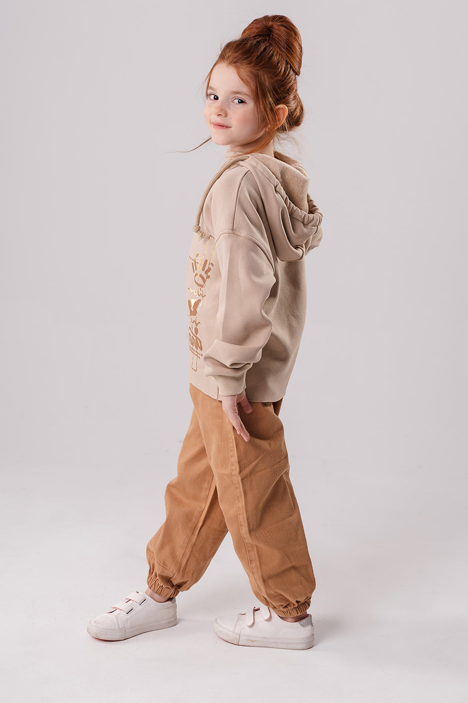 Girls Beige Cotton With Gold Print Full Sleeves Hoodie