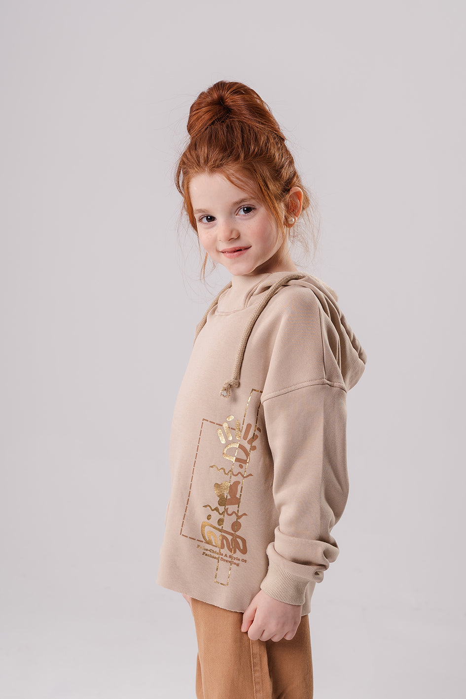 Girls Beige Cotton With Gold Print Full Sleeves Hoodie