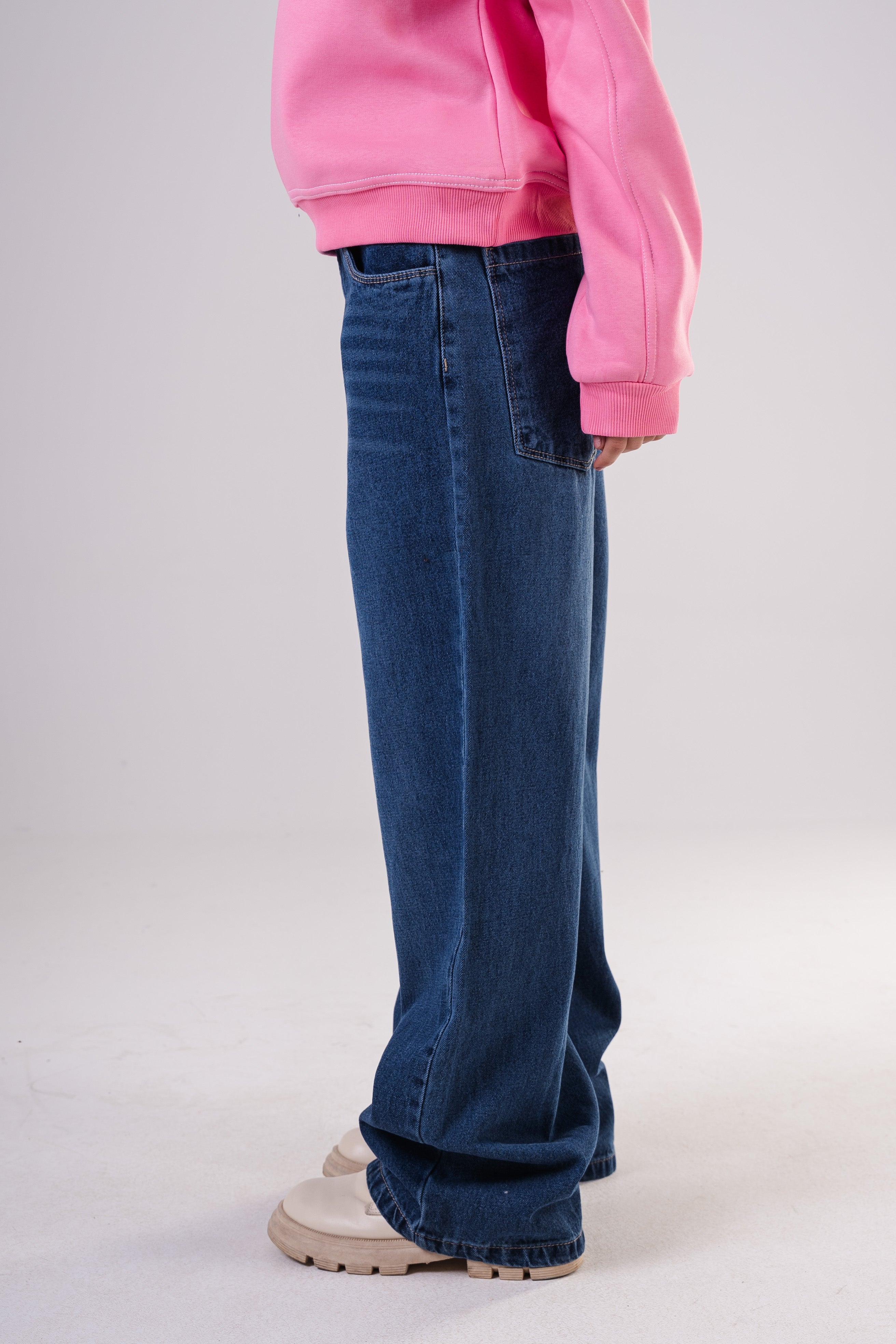 Girls Relaxed Fit Baggy Jeans