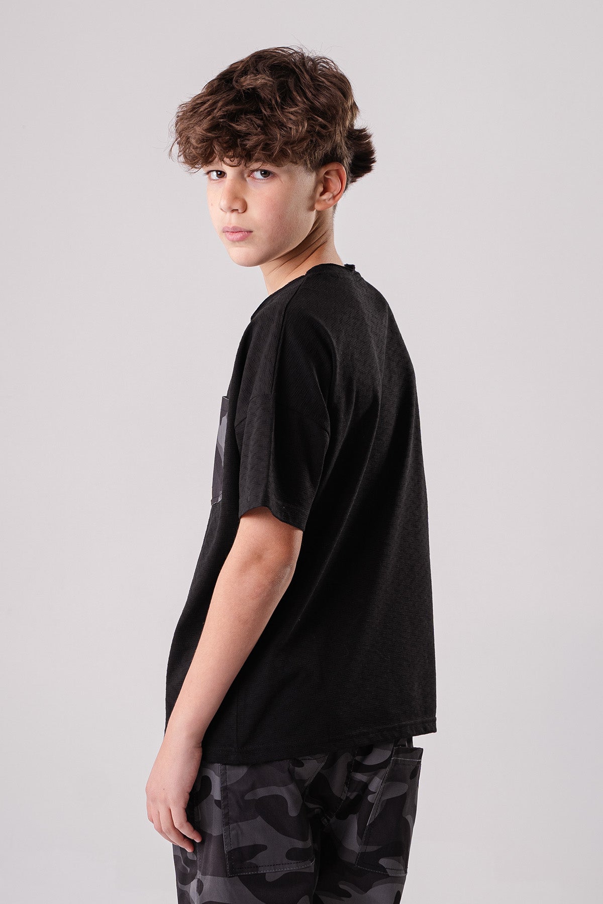 Boys T-shirt With Camo Pockets