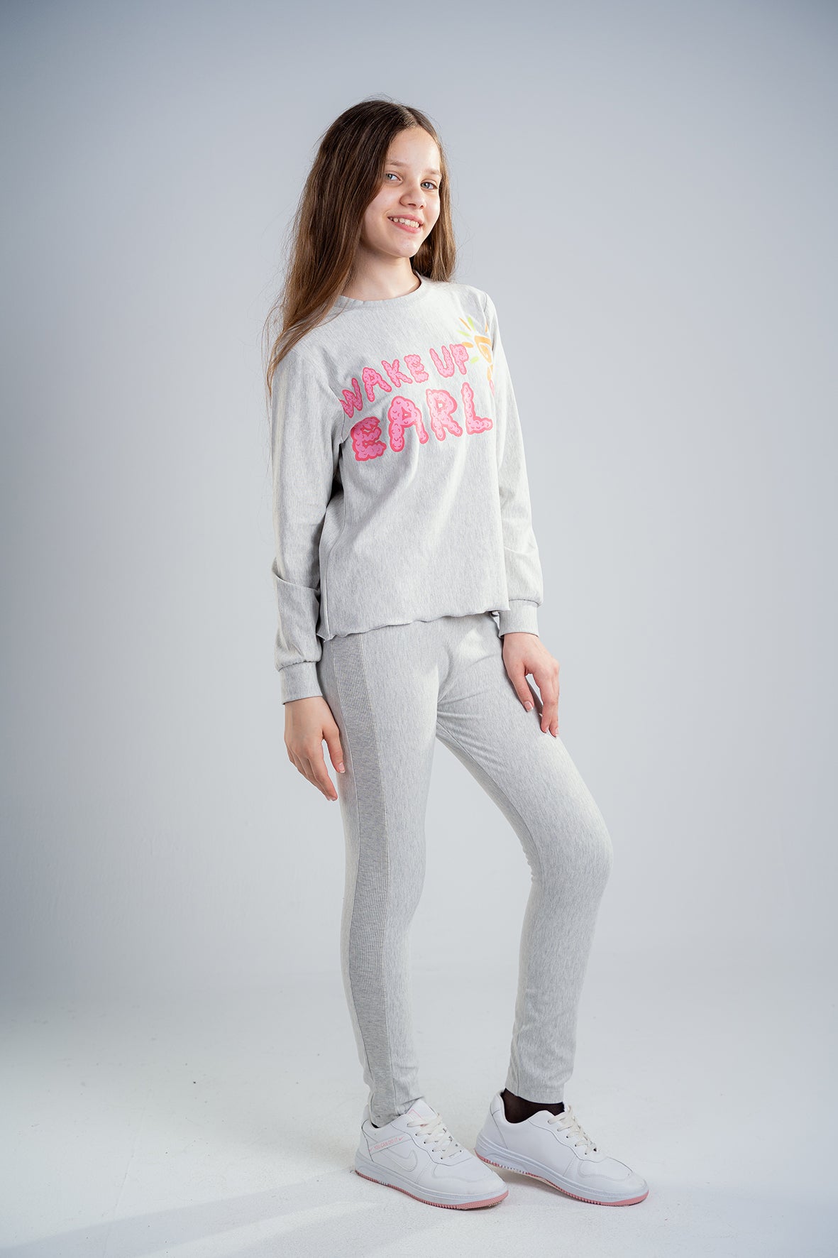 Girls Gray Cotton Pajama With Print