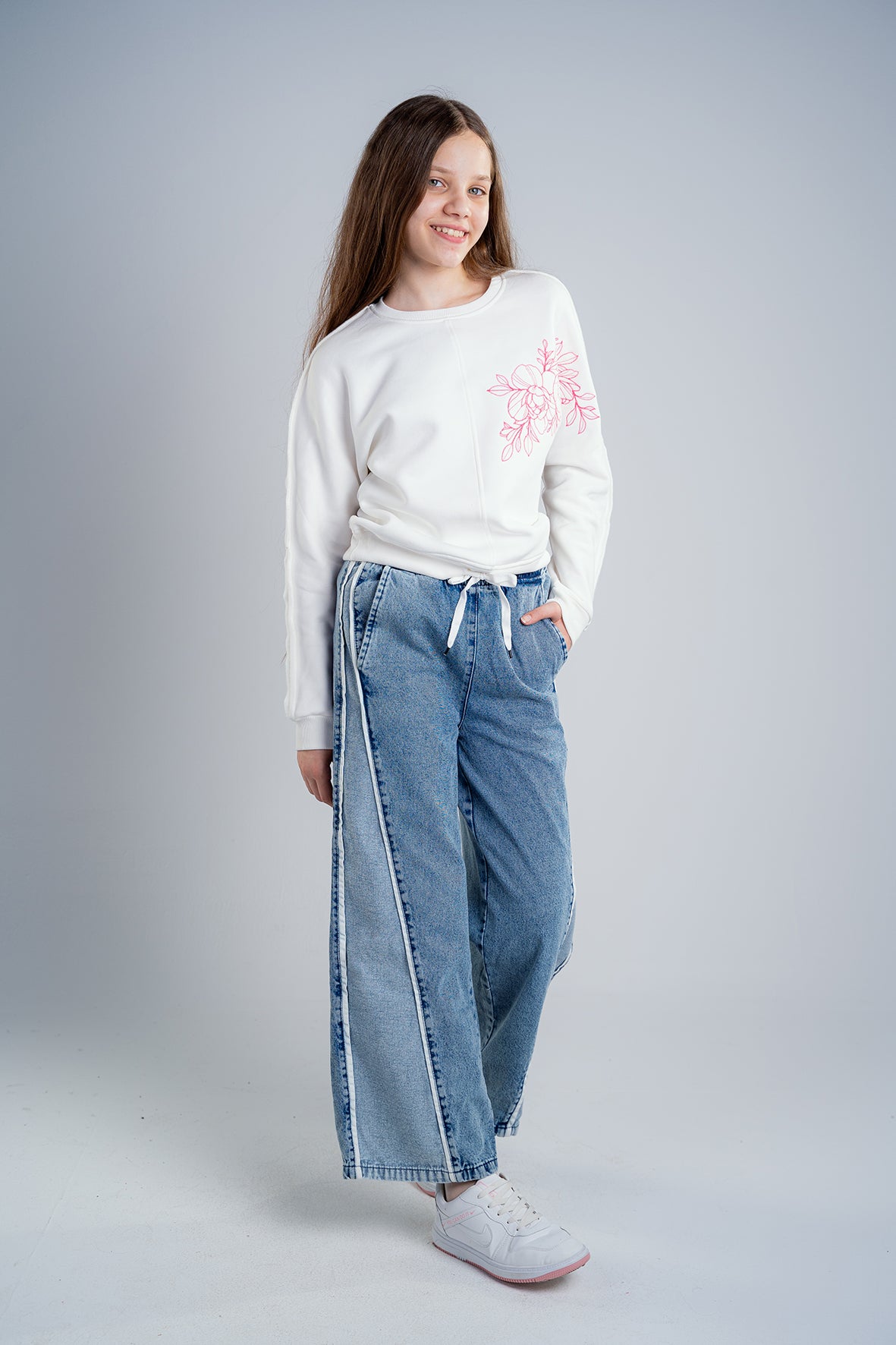 Girls High Rise Wide Leg Elastic waist Blue Jeans