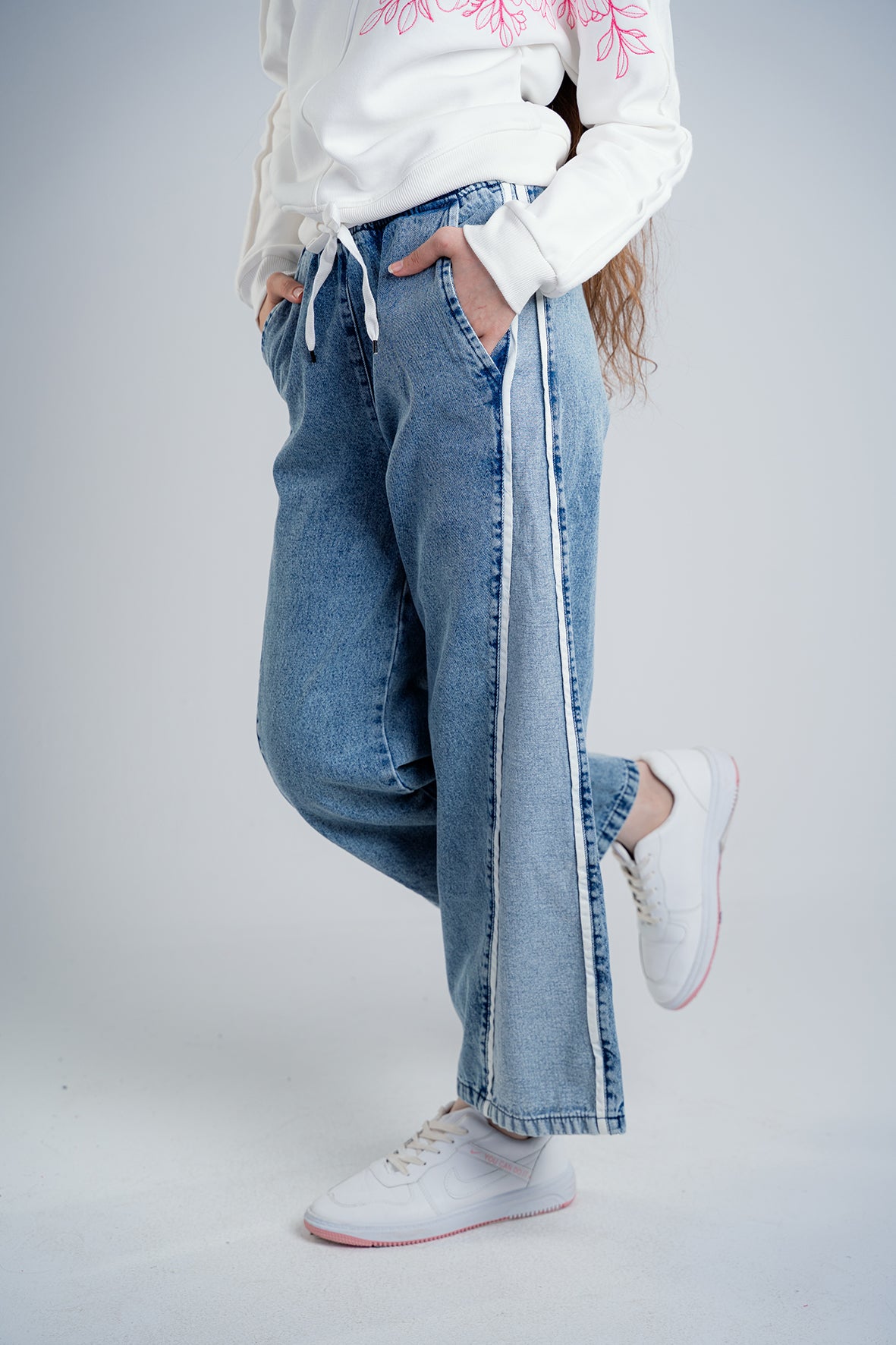 Girls High Rise Wide Leg Elastic waist Blue Jeans